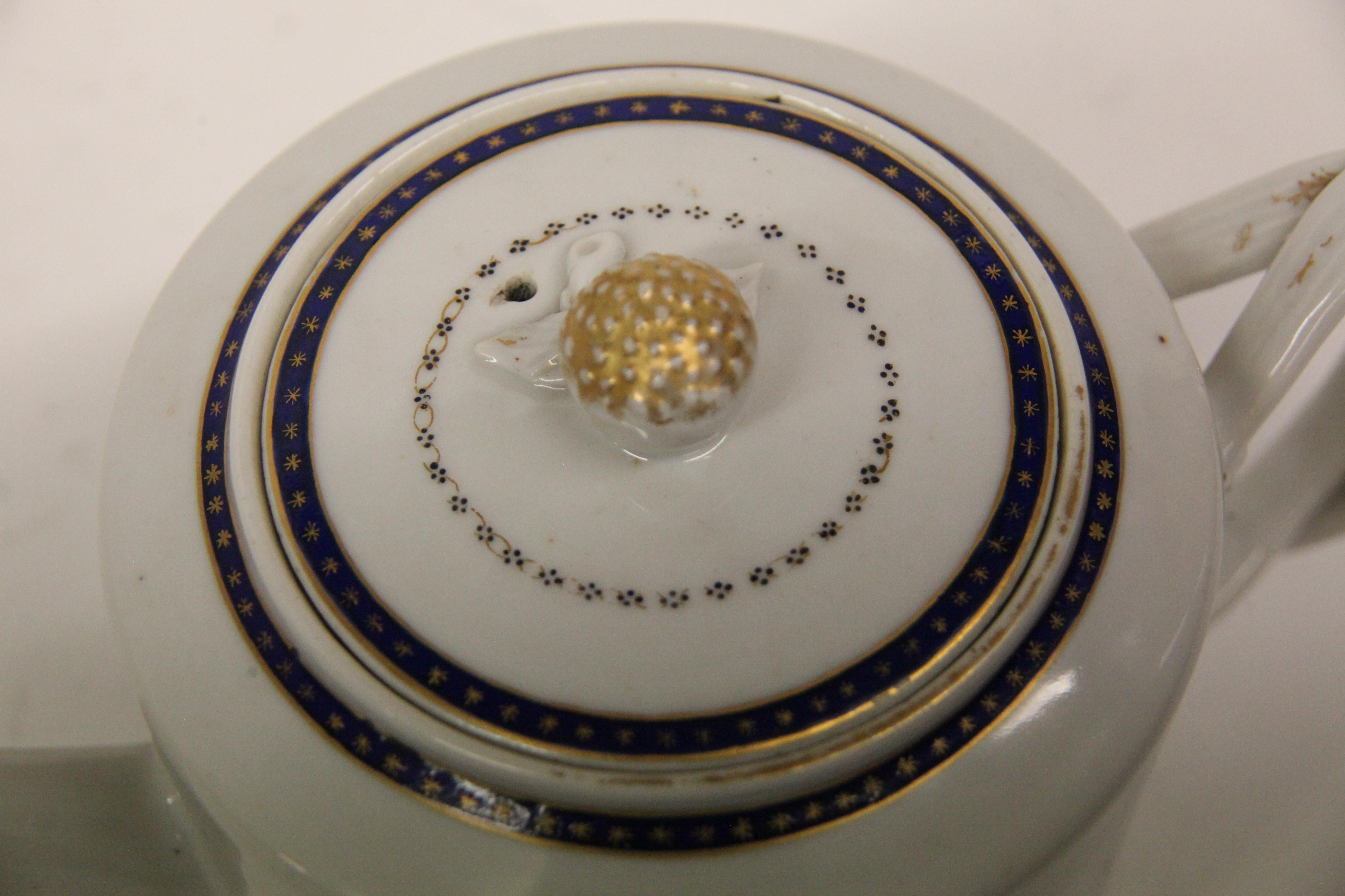 19th Century Chinese Export Blanc Porcelain Teapot For Sale