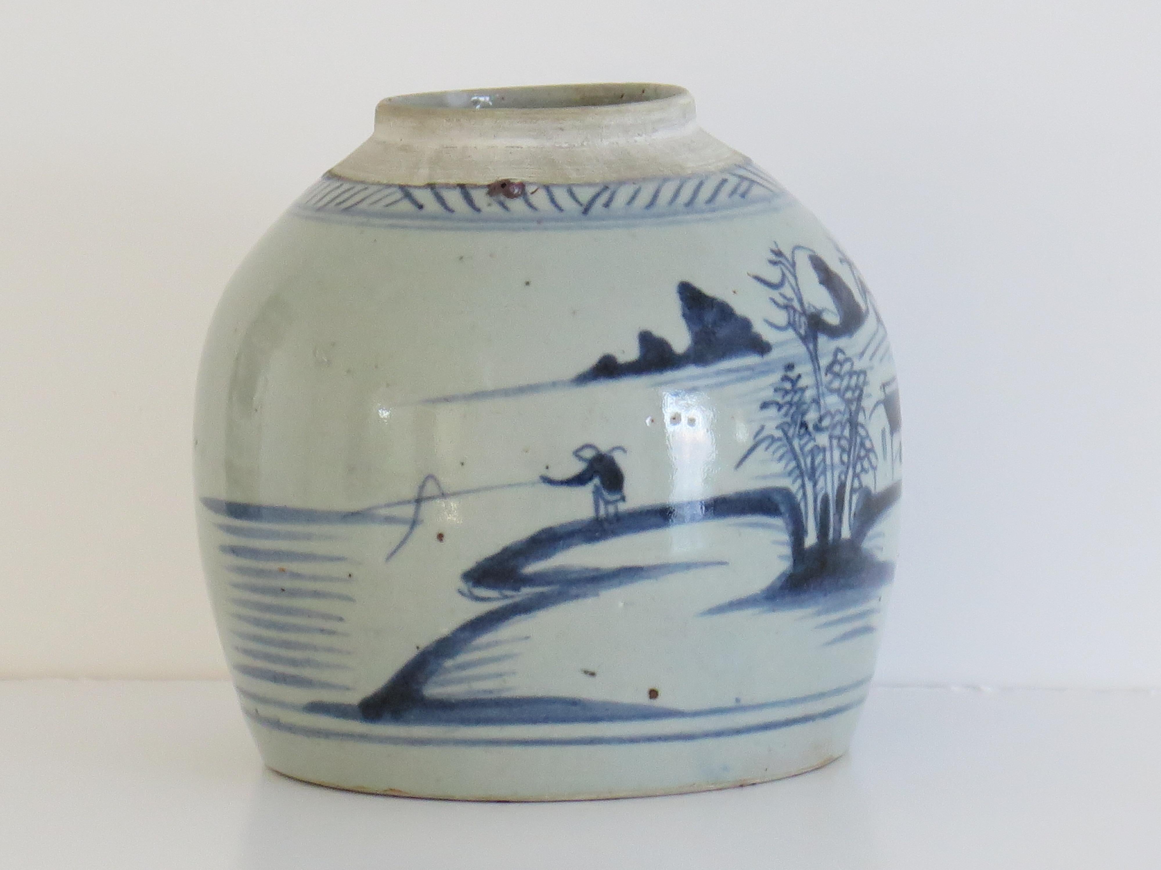 Chinese Export Blue and White Jar Porcelain Hand Painted, Qing 18th Century For Sale 3