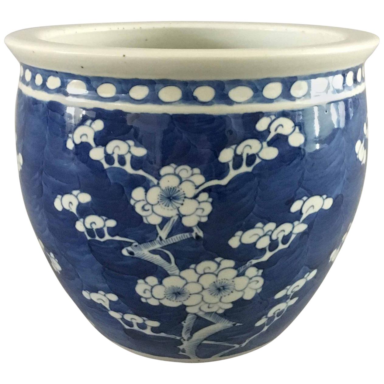 Chinese Export Blue and White Jardiniere For Sale