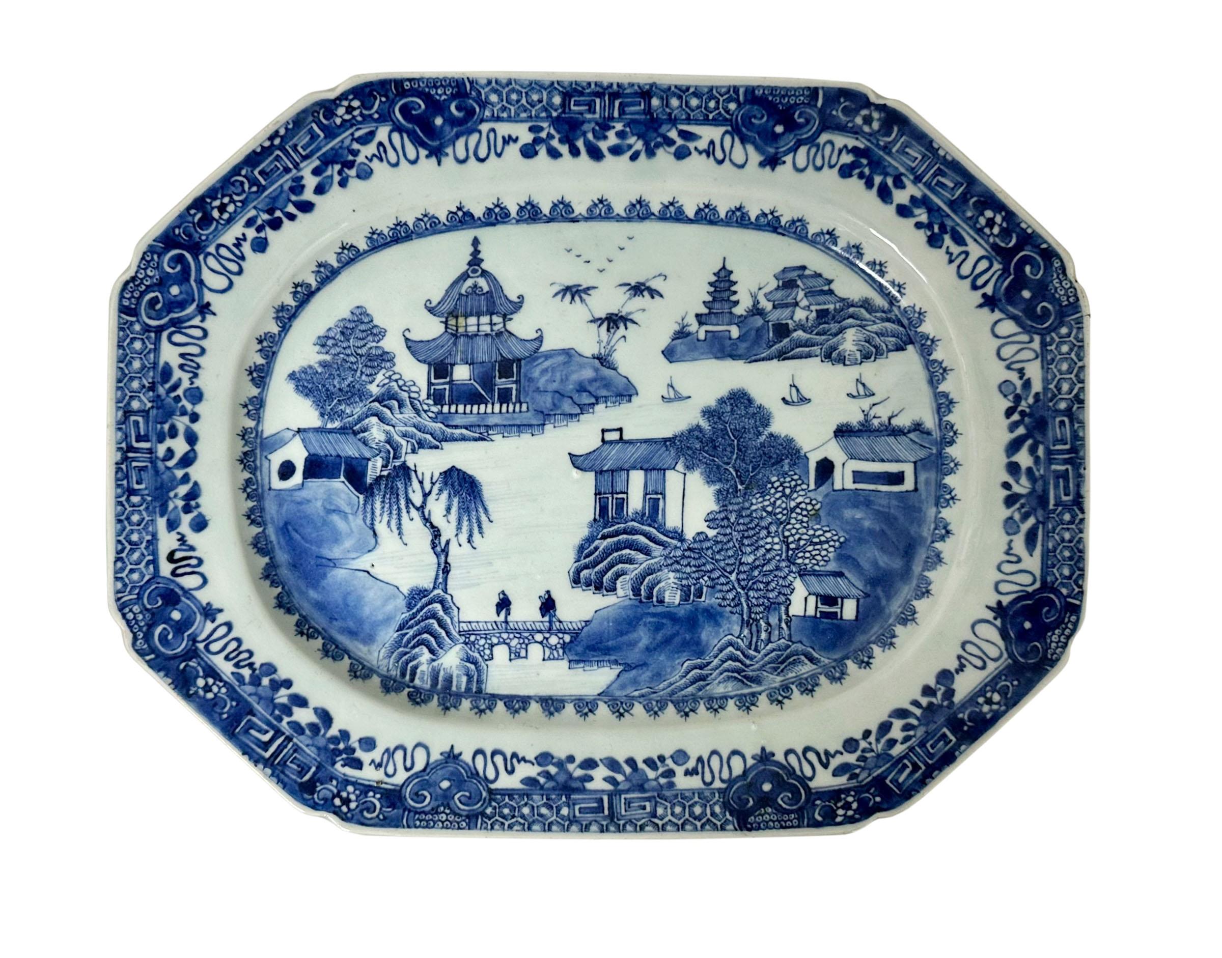 Late 19th Century Chinese Export Blue And White Platter For Sale