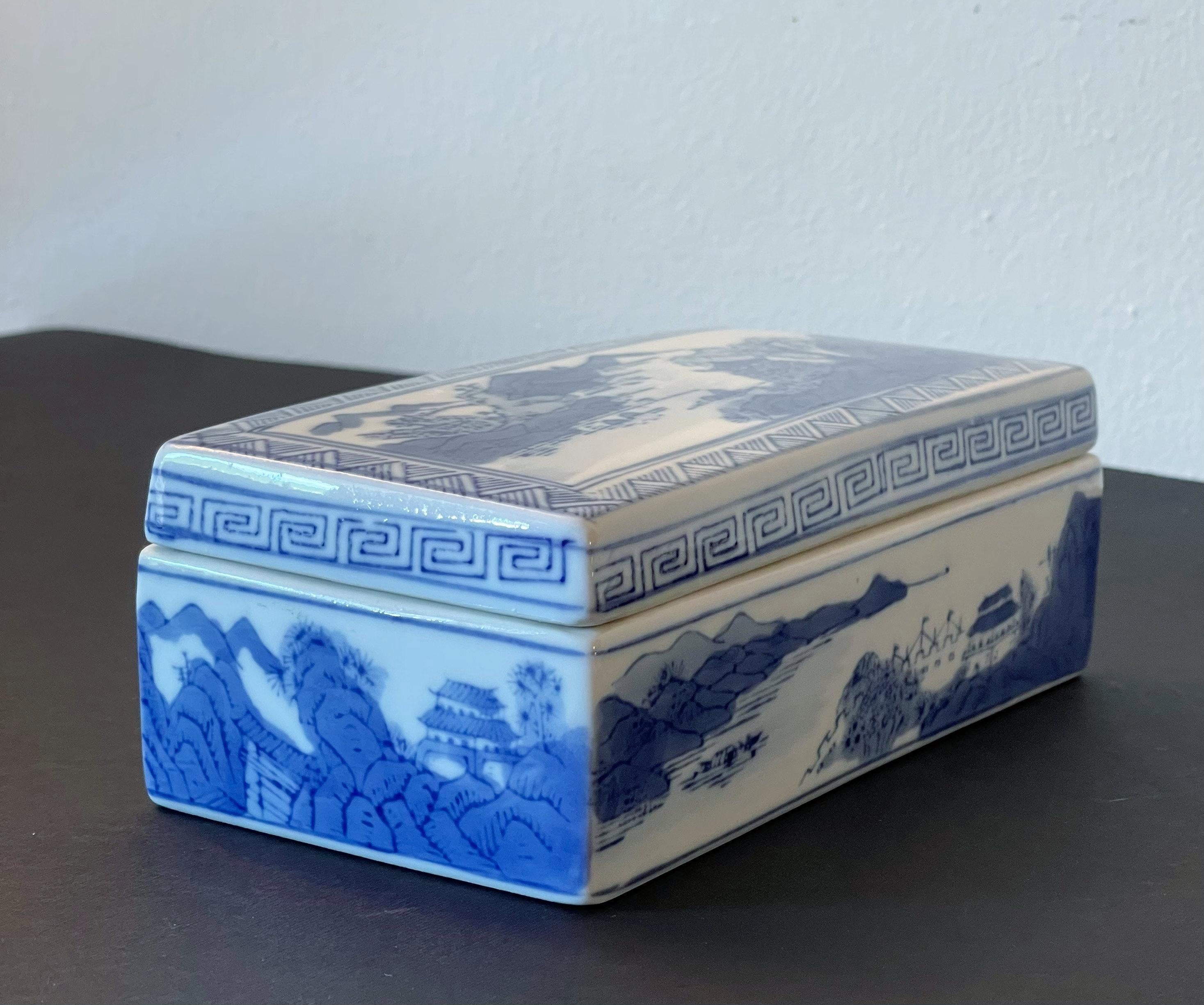 Caja de porcelana china de exportación azul y blanca Chino en venta