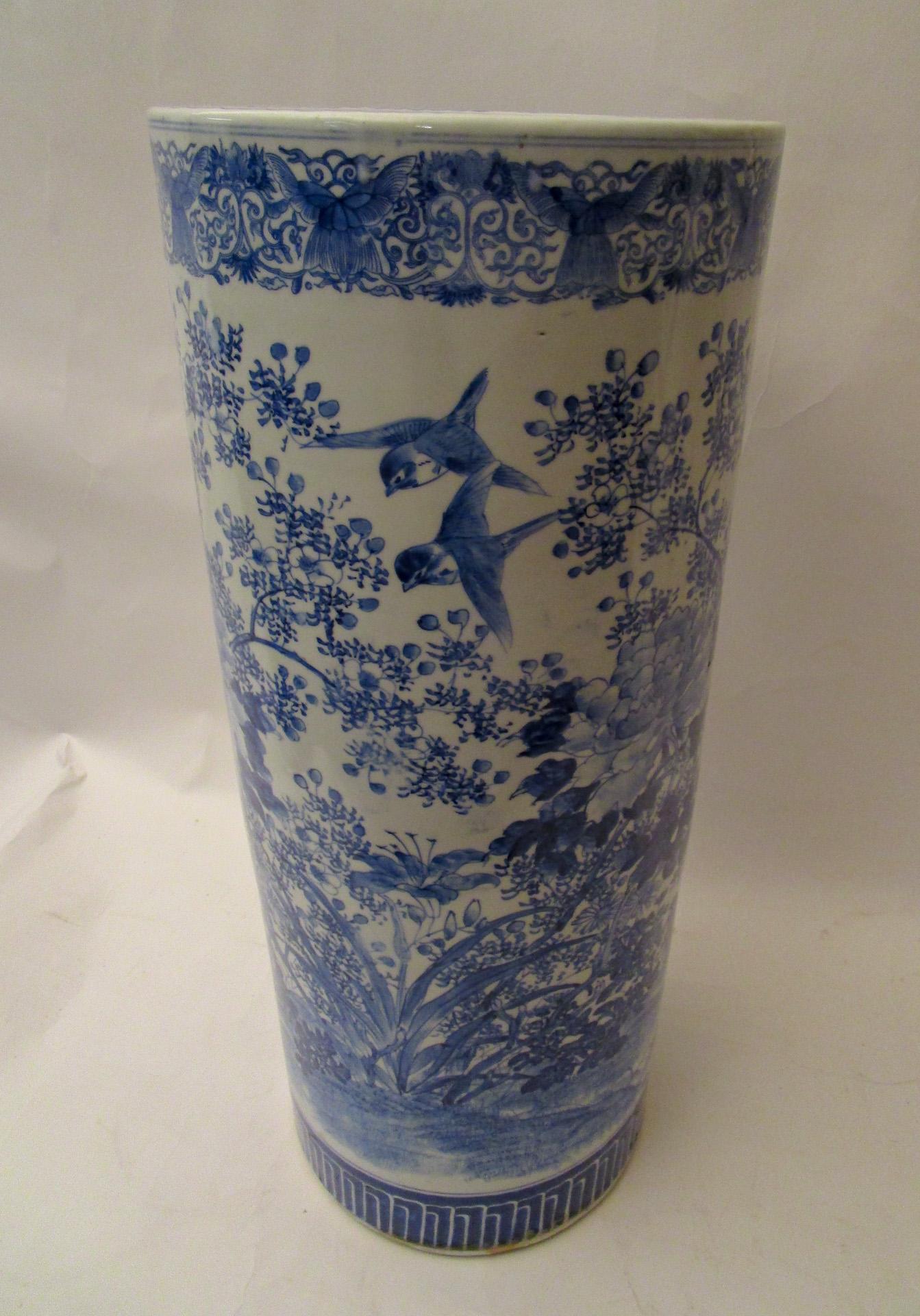 Chinese Export Blue and White Porcelain Umbrella Stand Vase 4