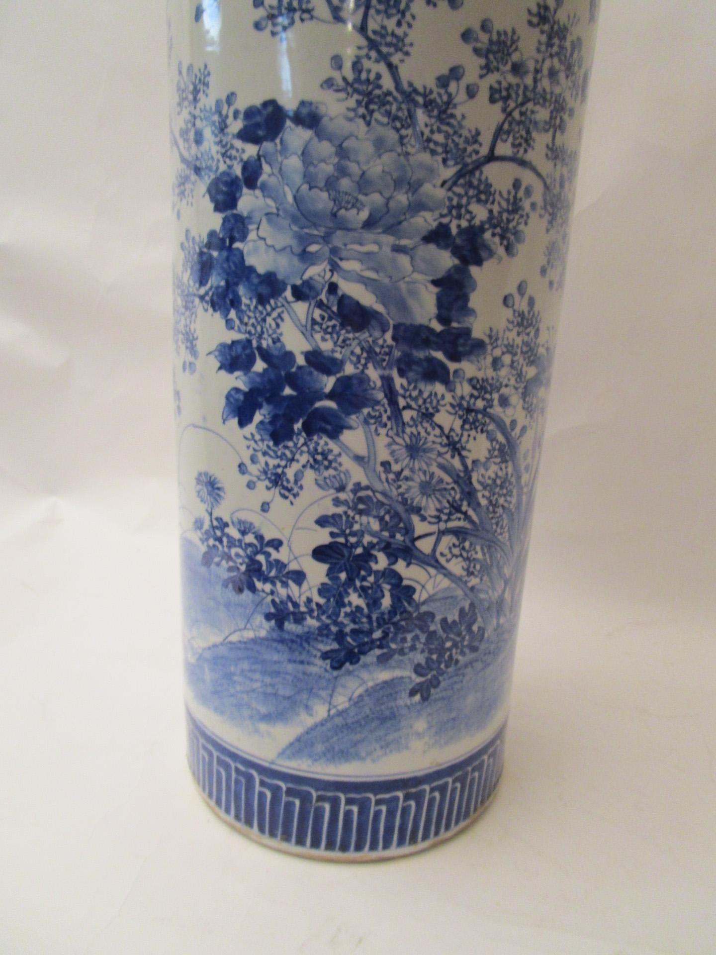 Mid-20th Century Chinese Export Blue and White Porcelain Umbrella Stand Vase