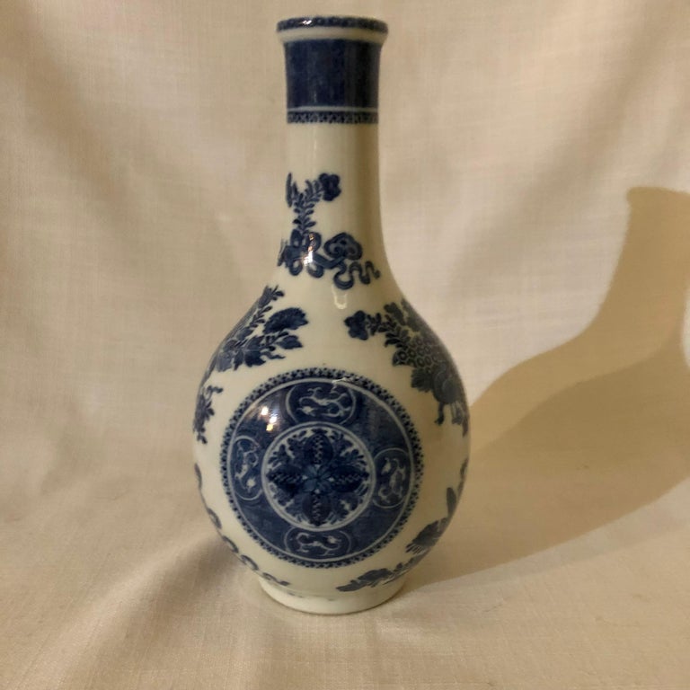 Hand-Painted Chinese Export Blue and White Vase For Sale