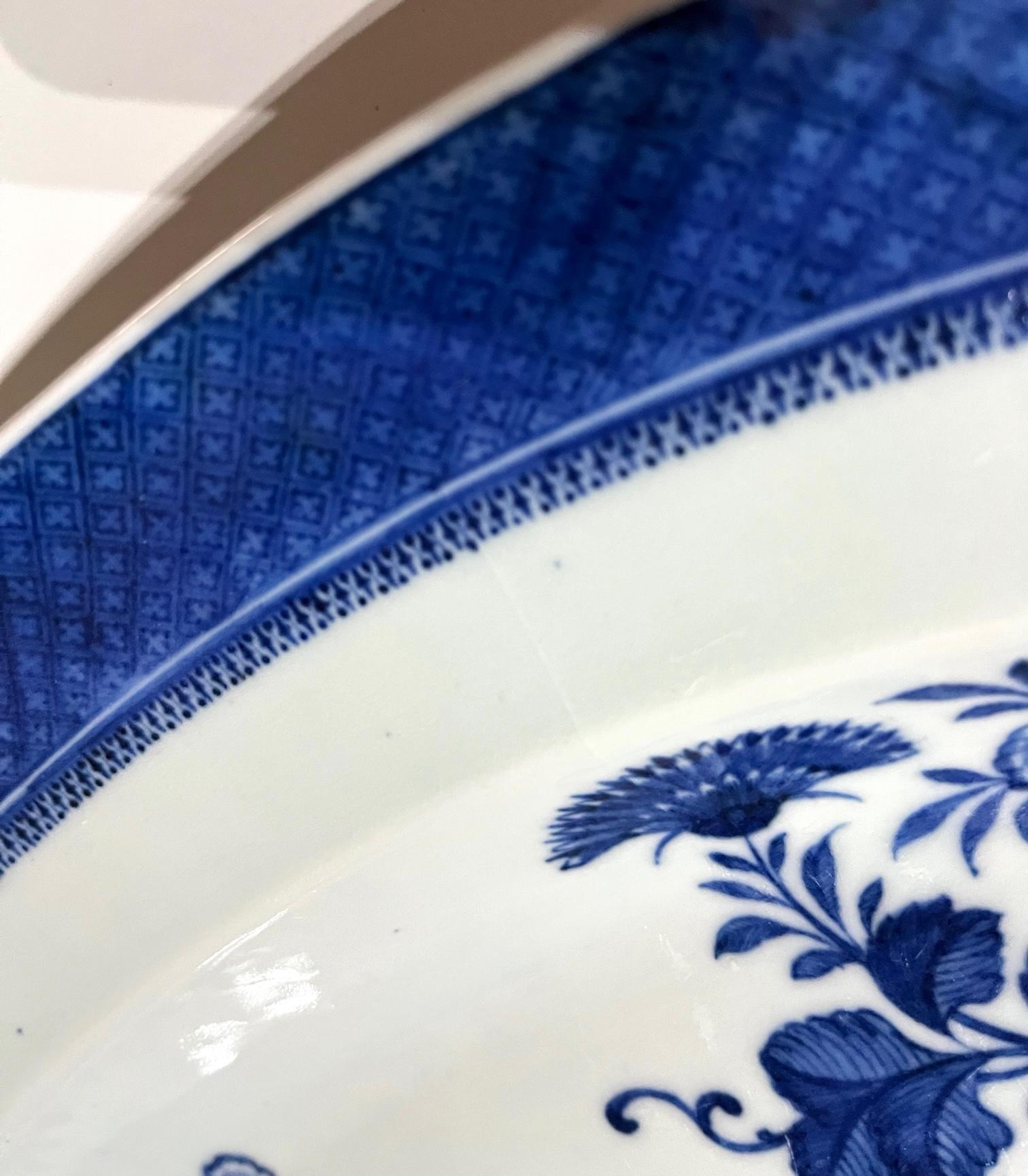 Chinese Export 'Blue Fitzhugh' Platters from the Cabot-Perkins Service, c. 1812 For Sale 6