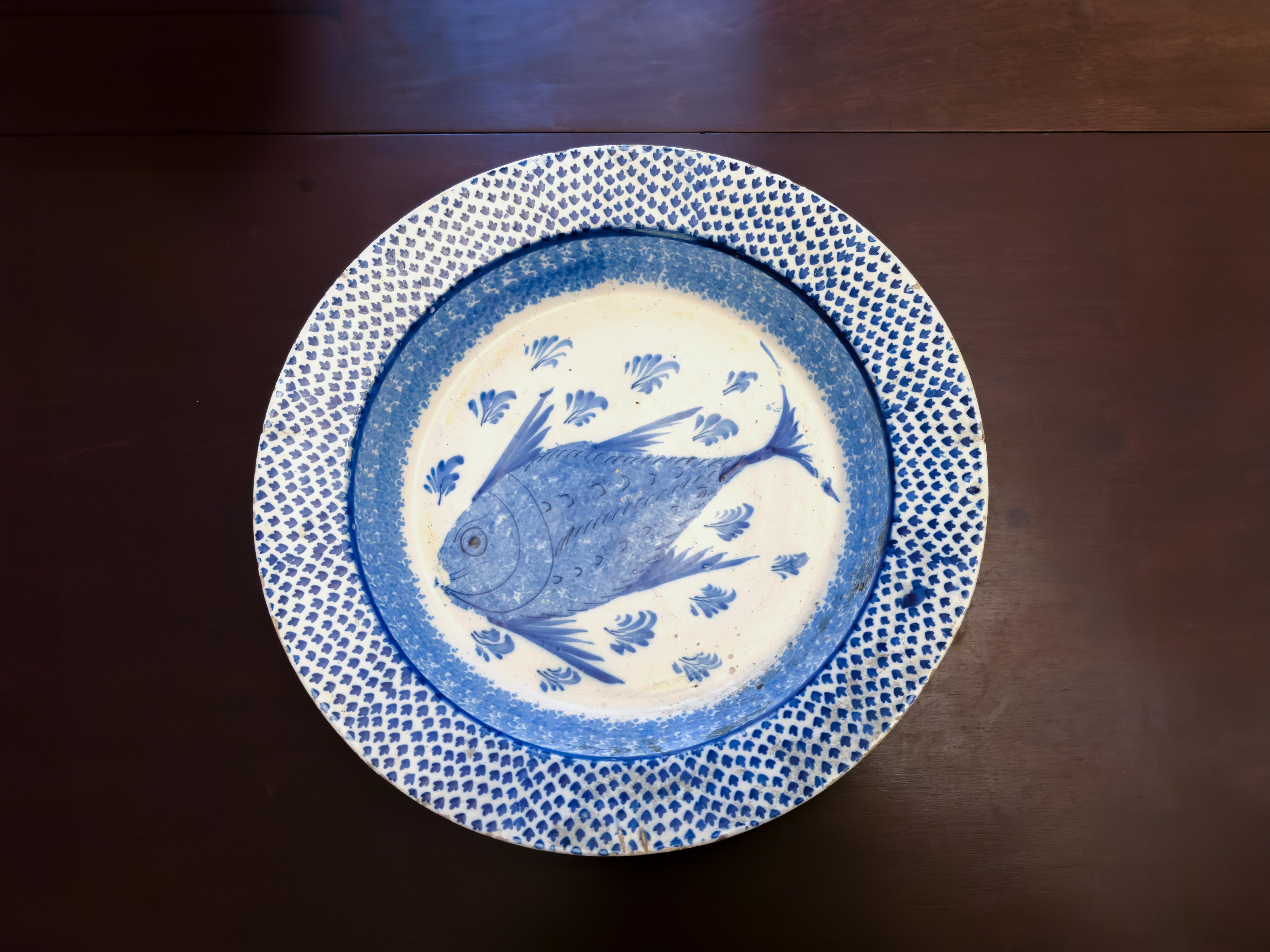Chinese Export, Blue Porcelain Fish Platter, 19th Century For Sale 5