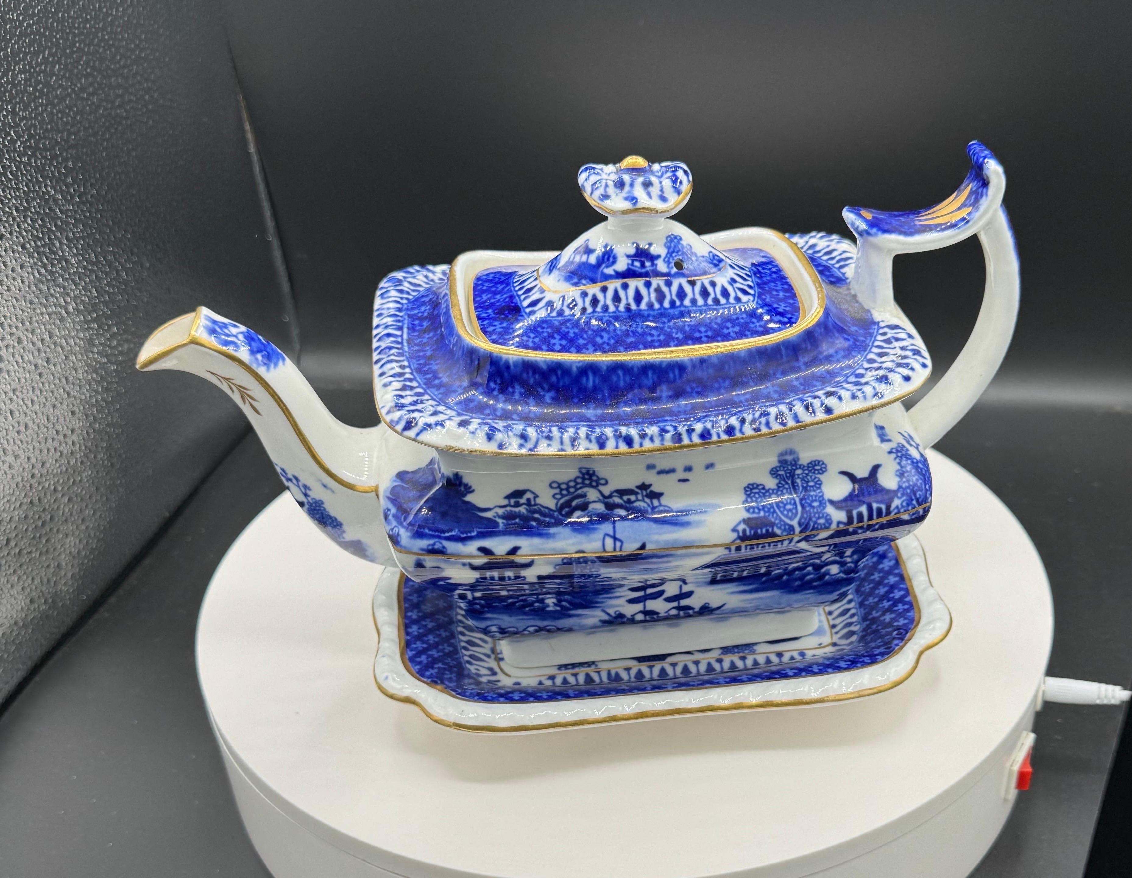 Chinese Export Blue & White Ceramic Coffee / Tea service For Sale 4