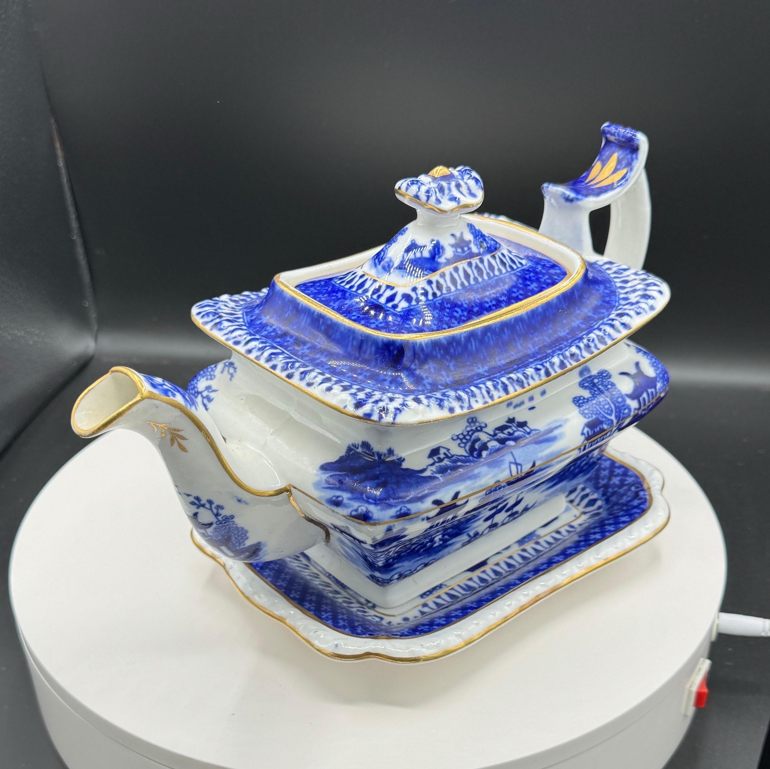 Chinese Export Blue & White Ceramic Coffee / Tea service For Sale 5