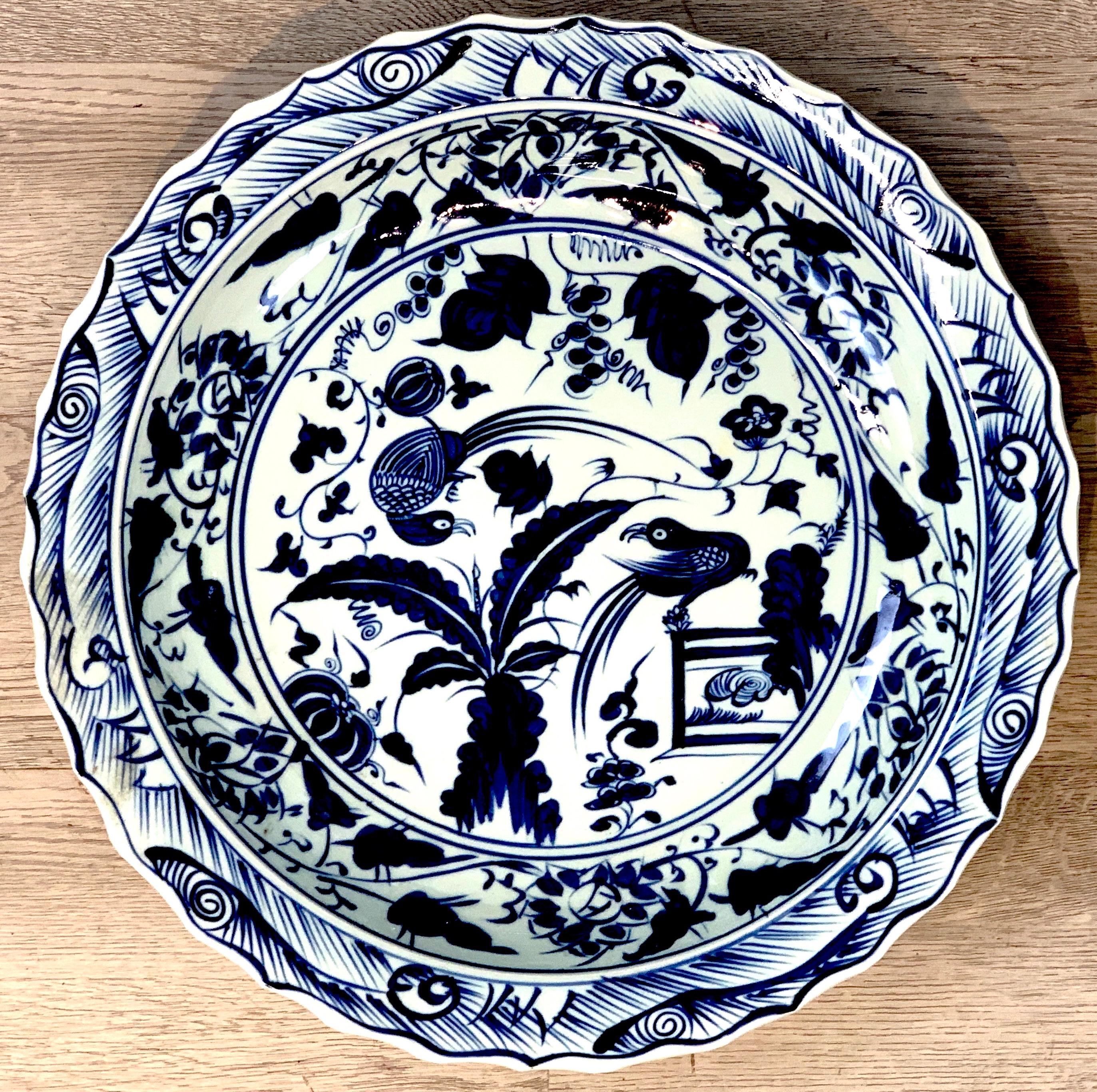 Chinese export blue and white charger bird motif charger, with scalloped edge and fine decoration, front and back.