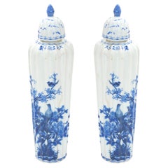 Chinesische Export-Urnen aus blauem/weißem Porzellan mit Deckel