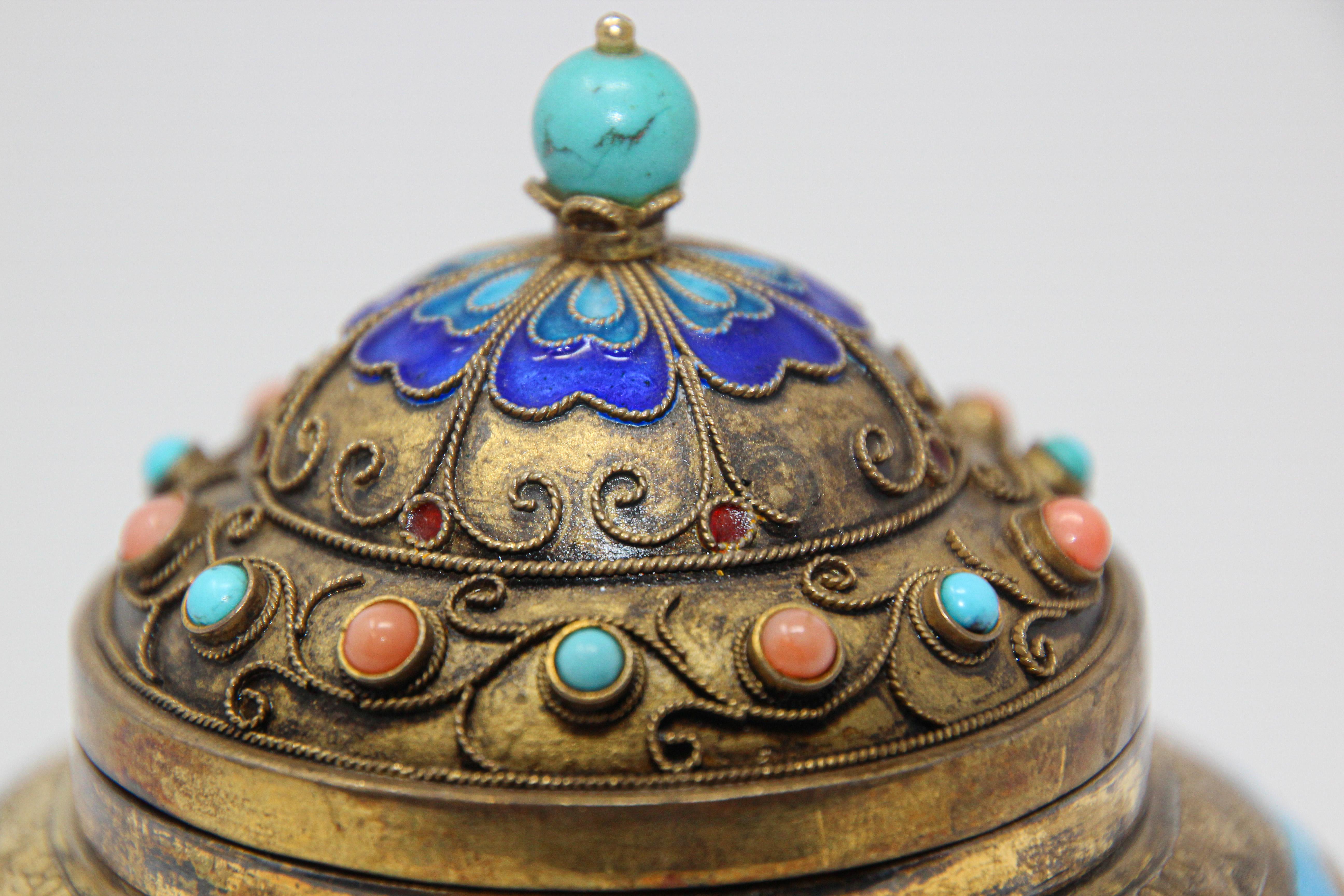 Chinese Export Brass Snuff Box with Turquoise Enamel Dragons and Beads Inlaid 5