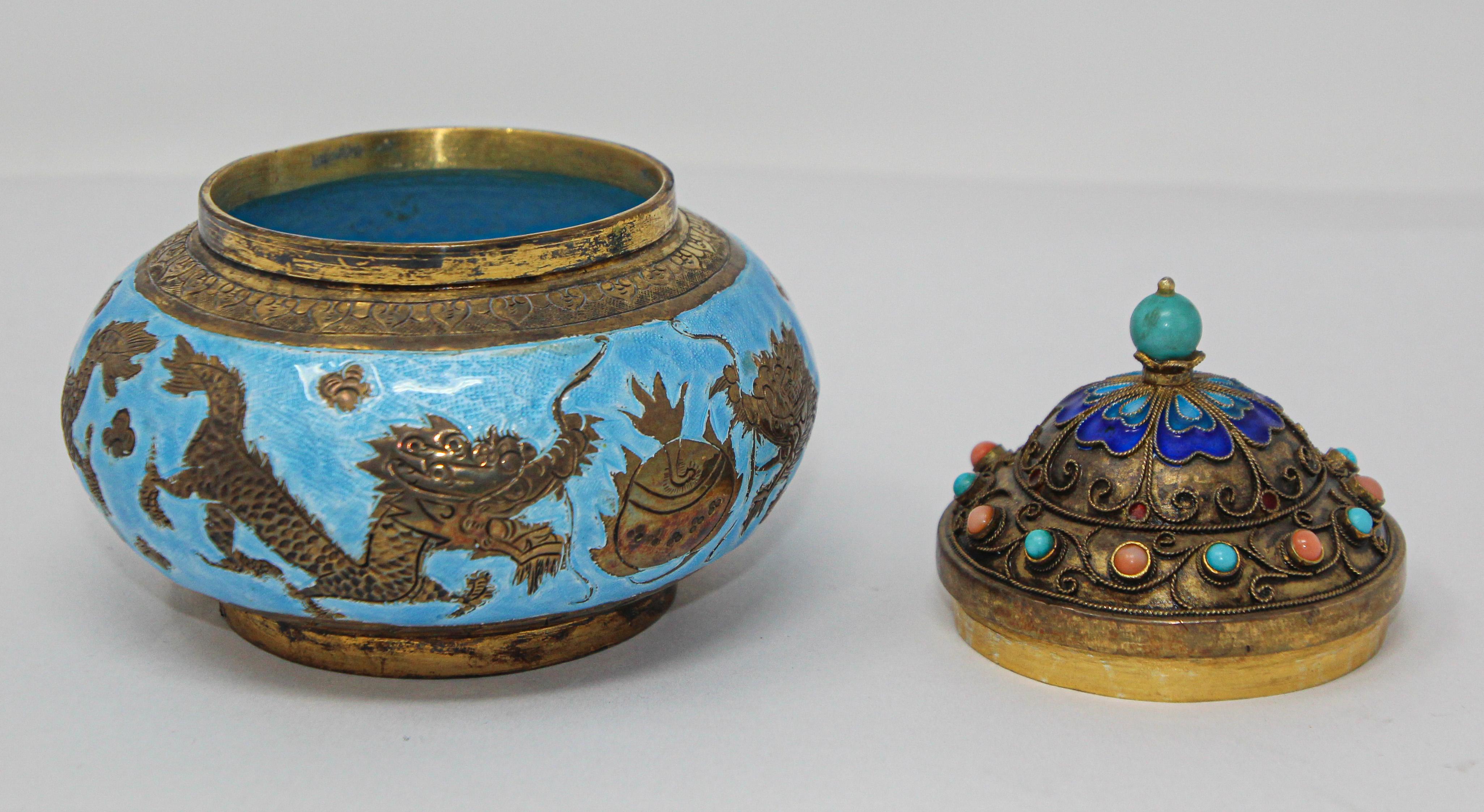 Chinoiserie Chinese Export Brass Snuff Box with Turquoise Enamel Dragons and Beads Inlaid
