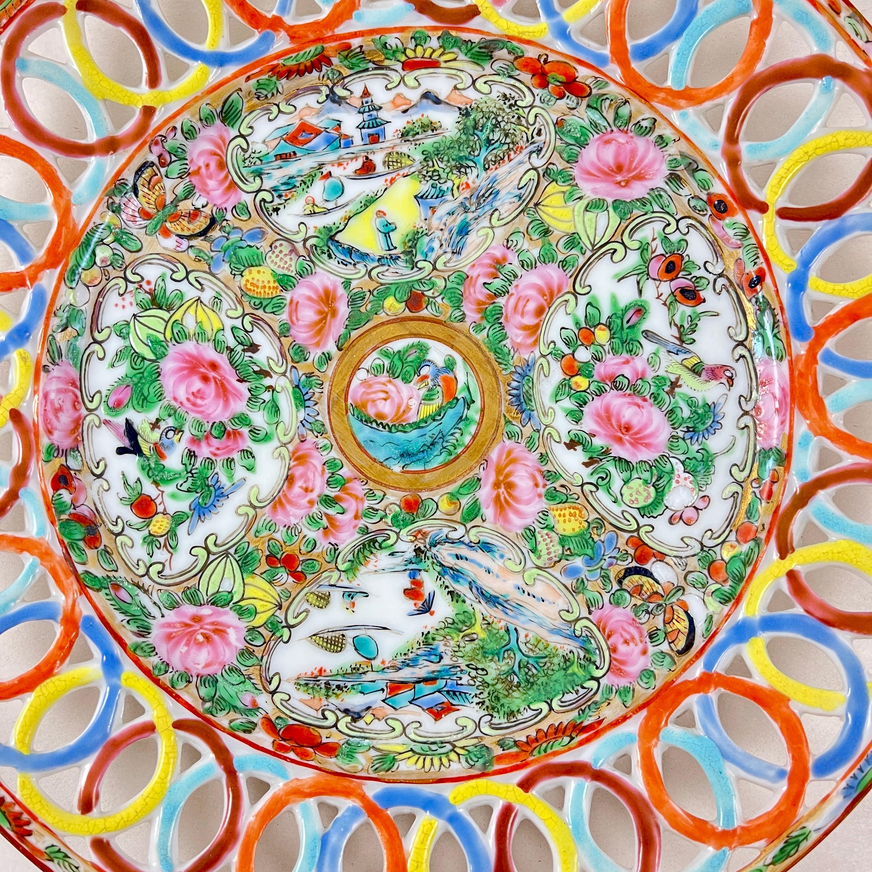 Chinesischer Export Kanton Famille Rose Medaillon netzförmiger Randteller, 6er-Set, Chinesischer Export im Angebot 5