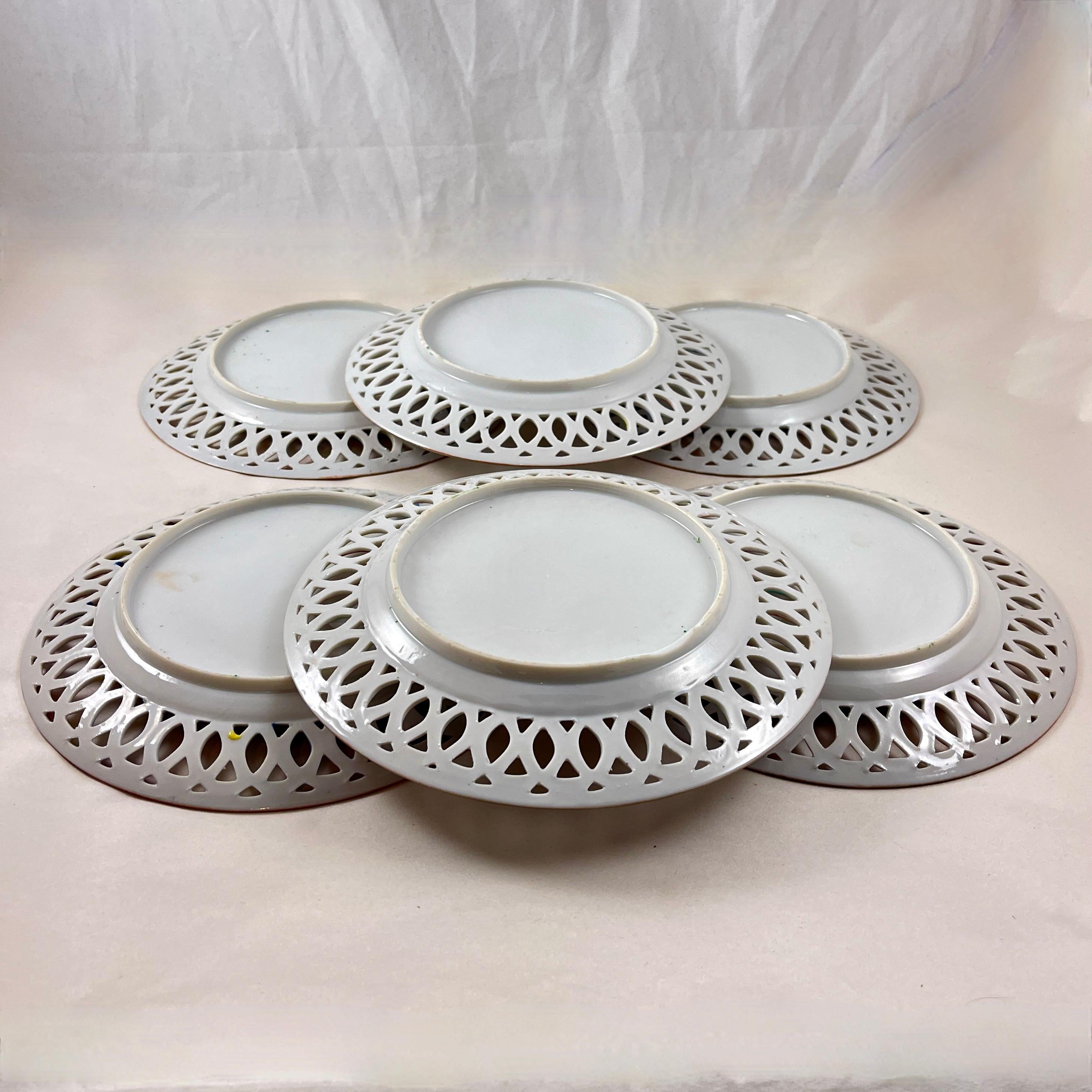 Chinesischer Export Kanton Famille Rose Medaillon netzförmiger Randteller, 6er-Set, Chinesischer Export im Angebot 10