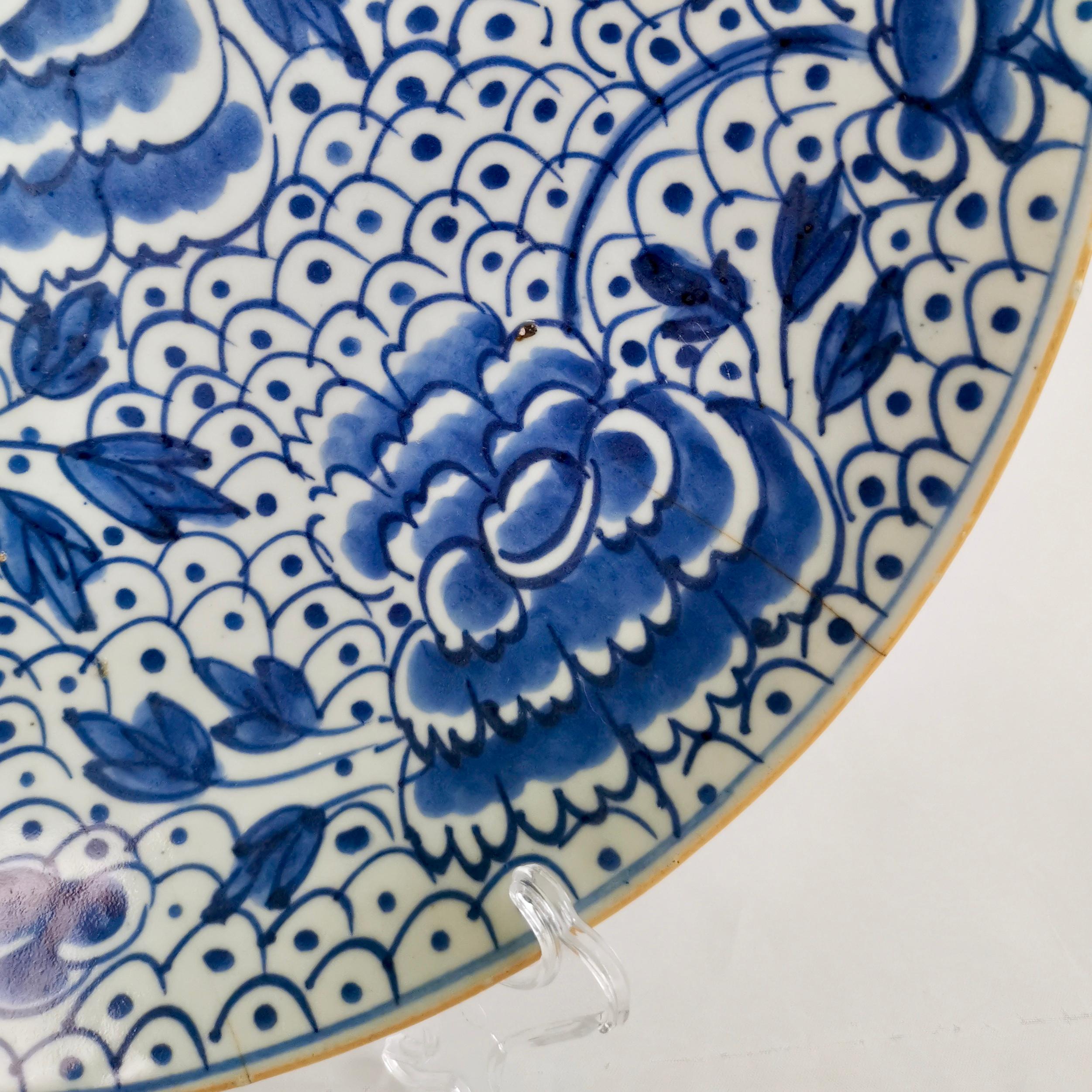 Porcelain Chinese Export Charger, Peony and Frogspawn, Kangxi Early 18th Century
