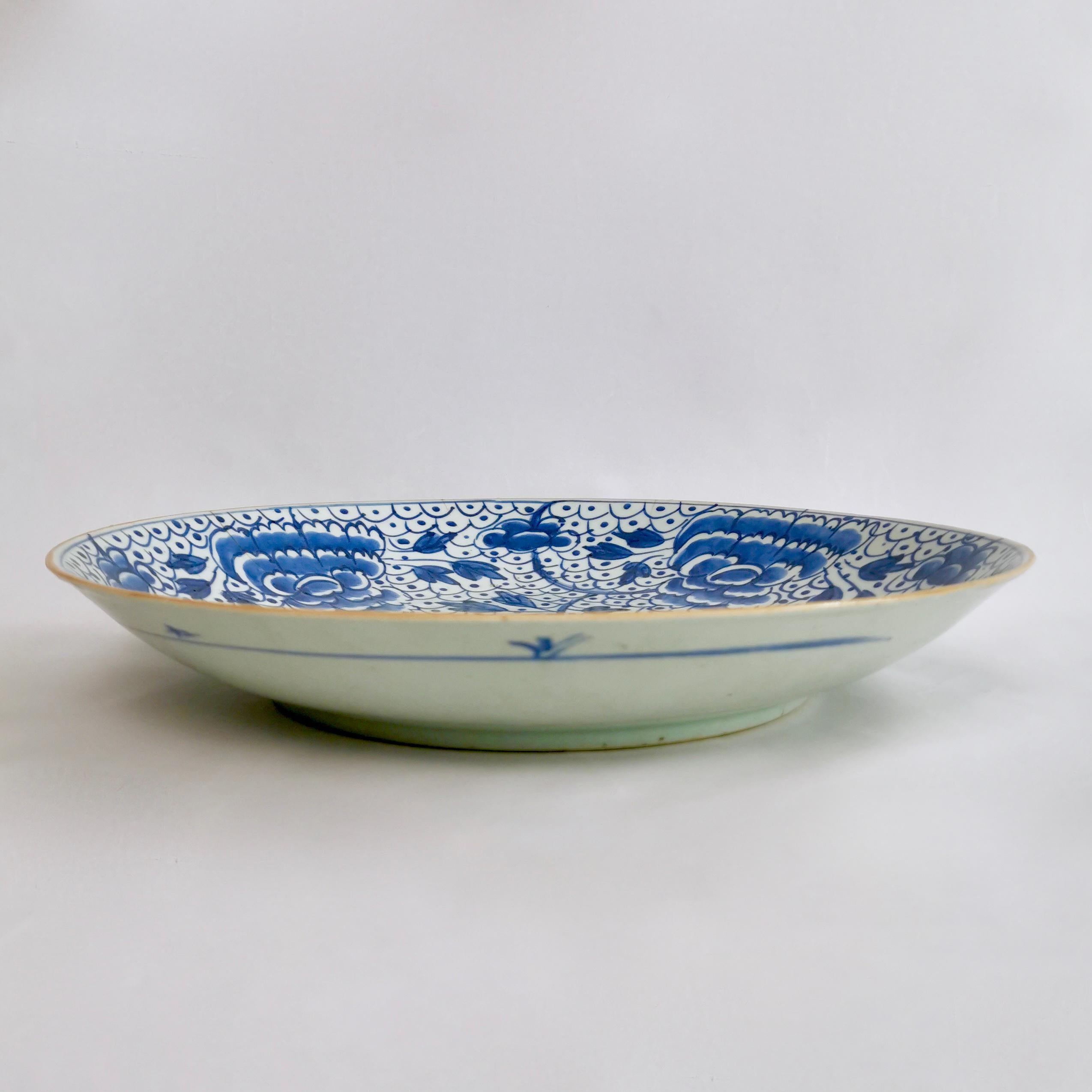 Chinese Export Charger, Peony and Frogspawn, Kangxi Early 18th Century 4
