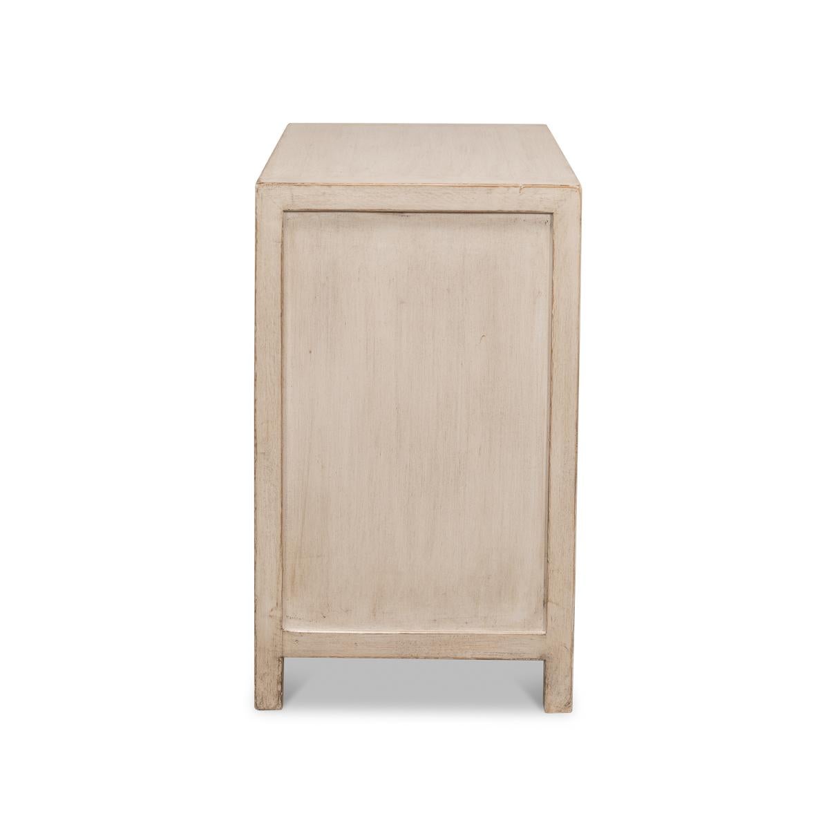 Chinese Export Chest of Drawers For Sale 1
