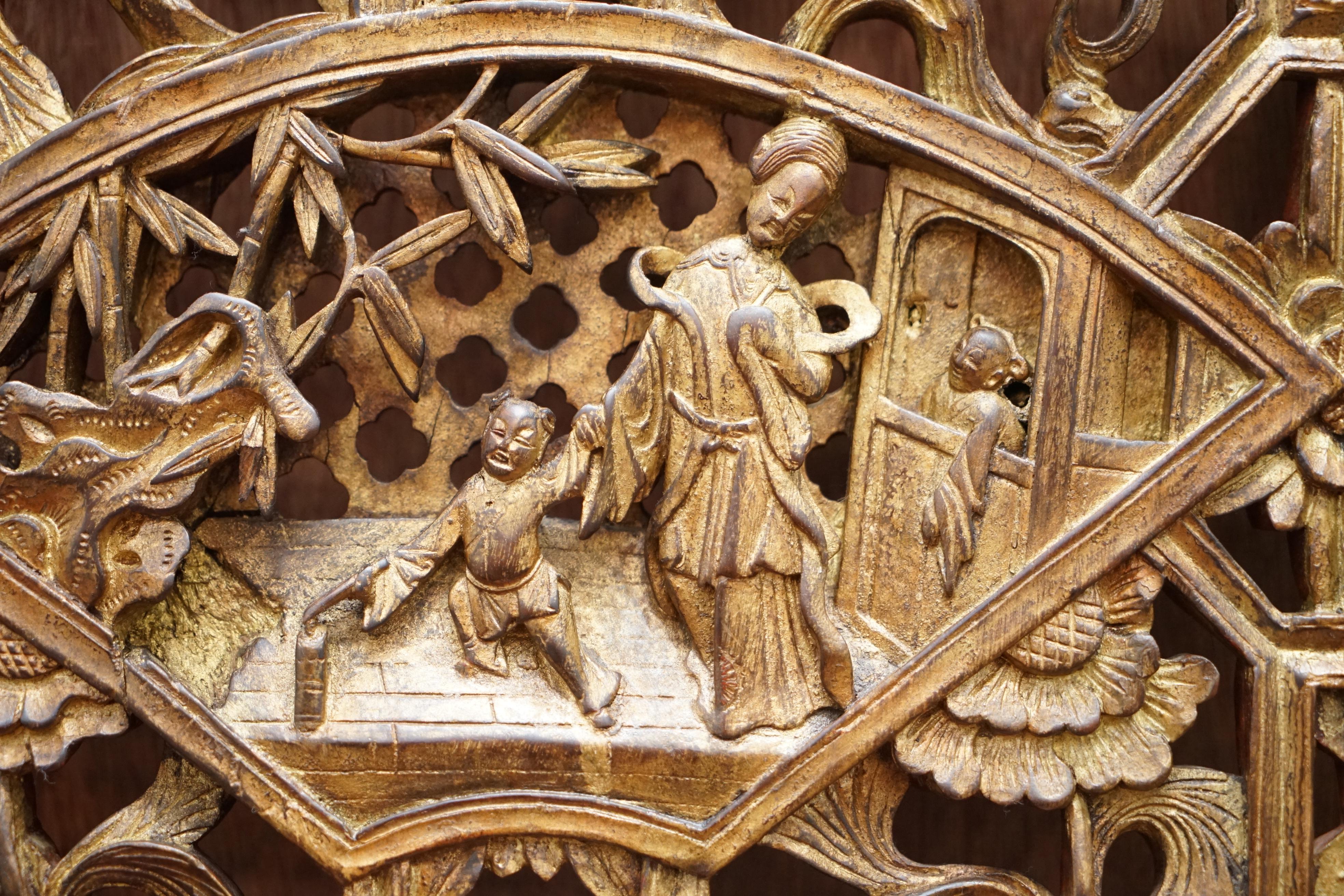 Chinese Export circa 1900 Gold Leaf Painted Fret Work Carved Wall Panel in Teak In Good Condition For Sale In West Sussex, Pulborough