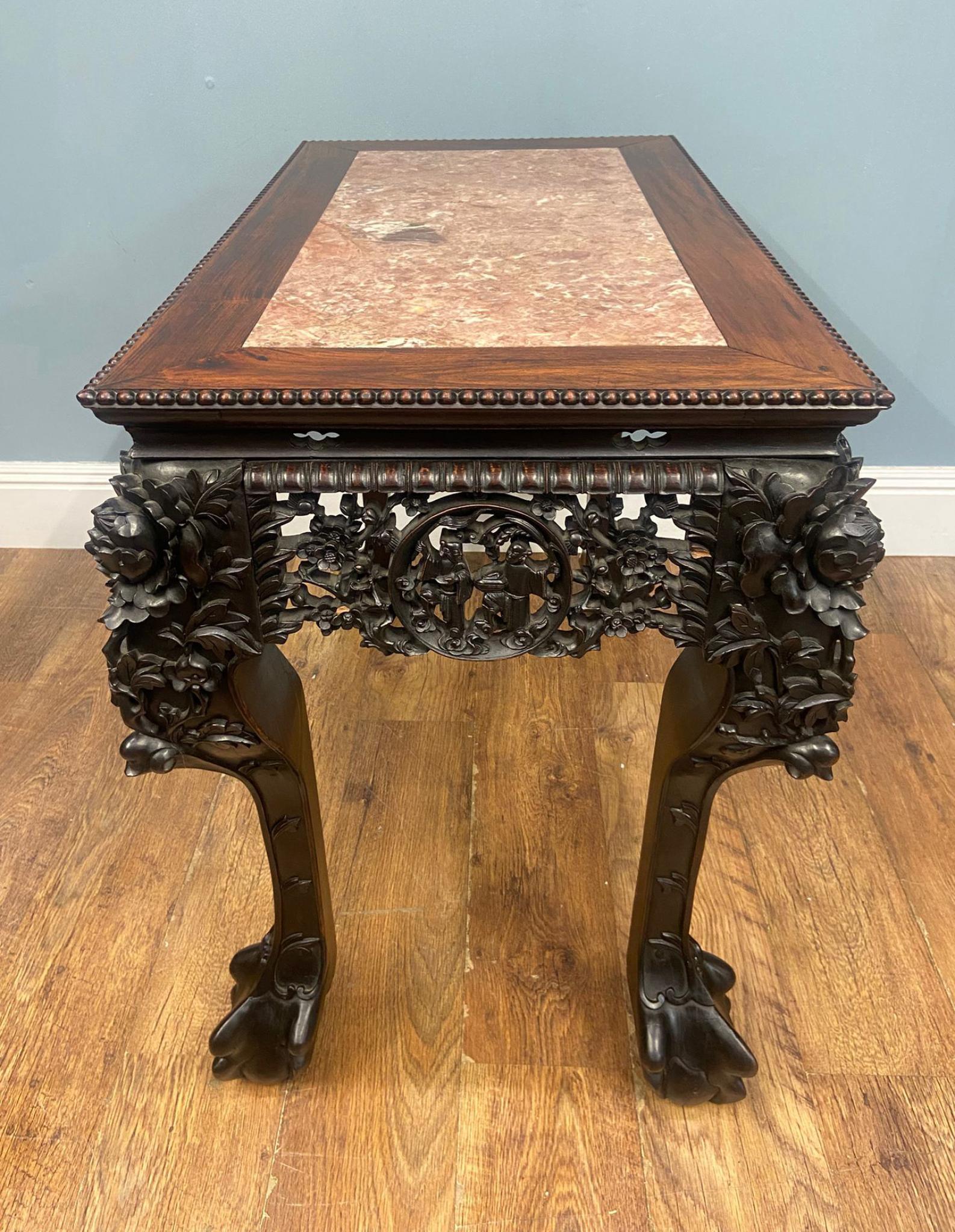 Mesa consola china de exportación de madera dura tallada antigua 1840 en venta 6