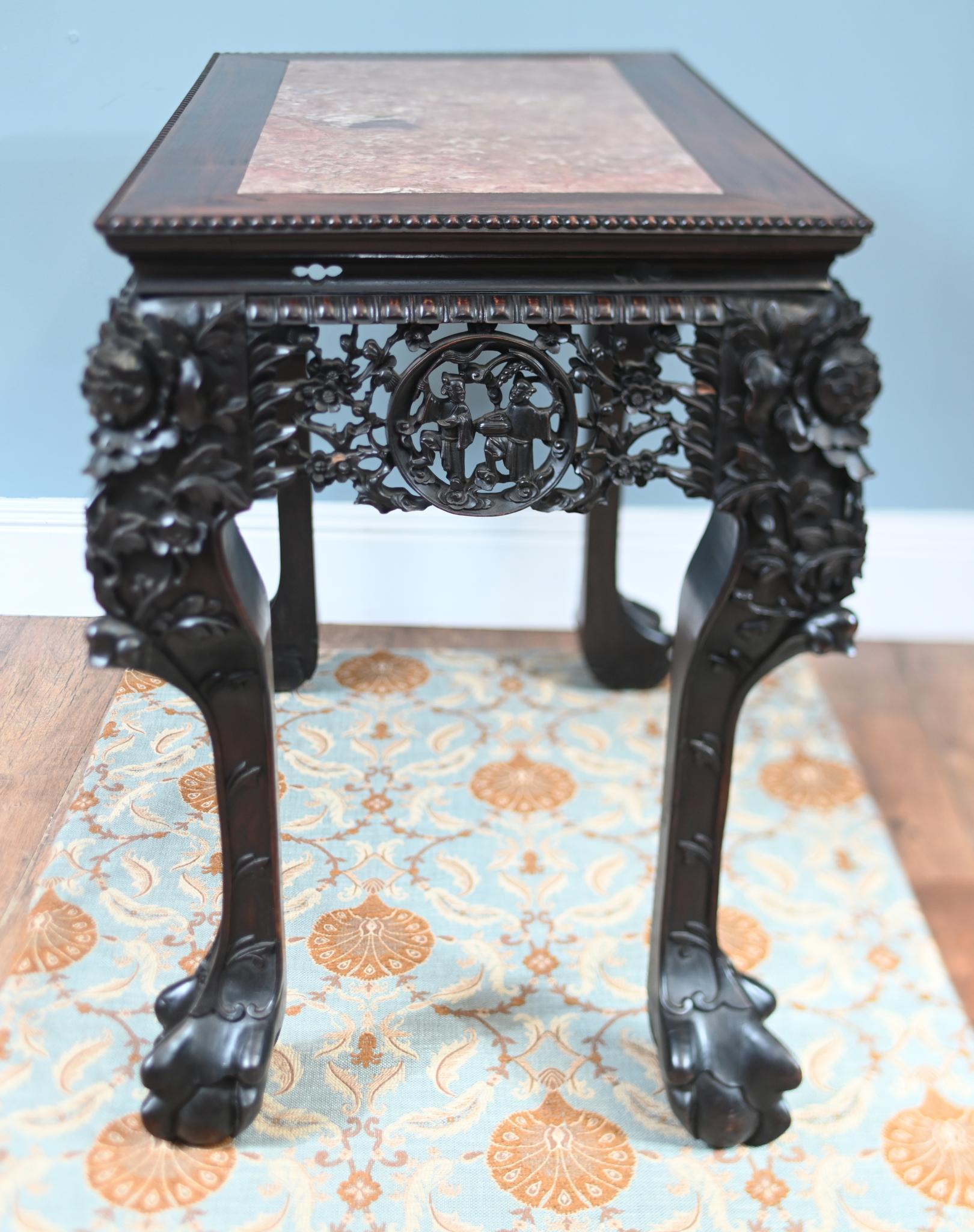Table console d'exportation chinoise sculptée en bois dur ancien 1840 en vente 2