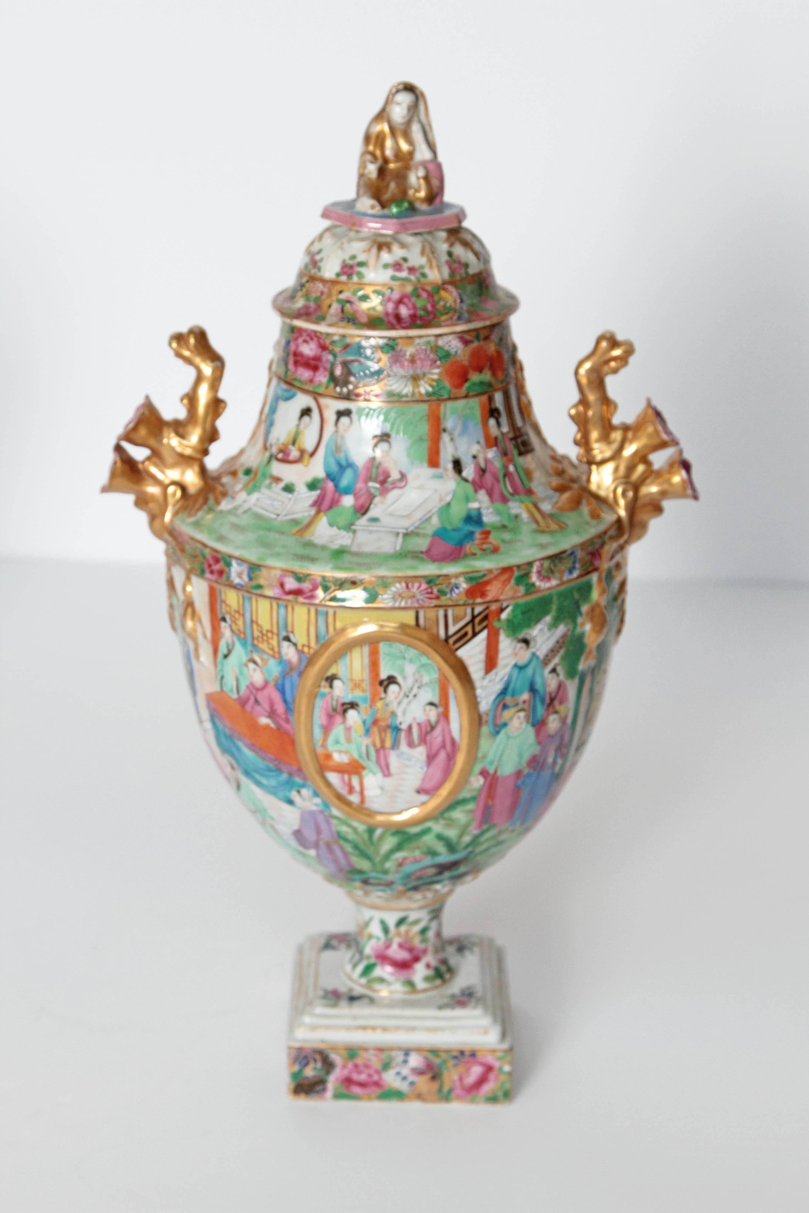 18th Century Chinese Export Covered Urns, Pair