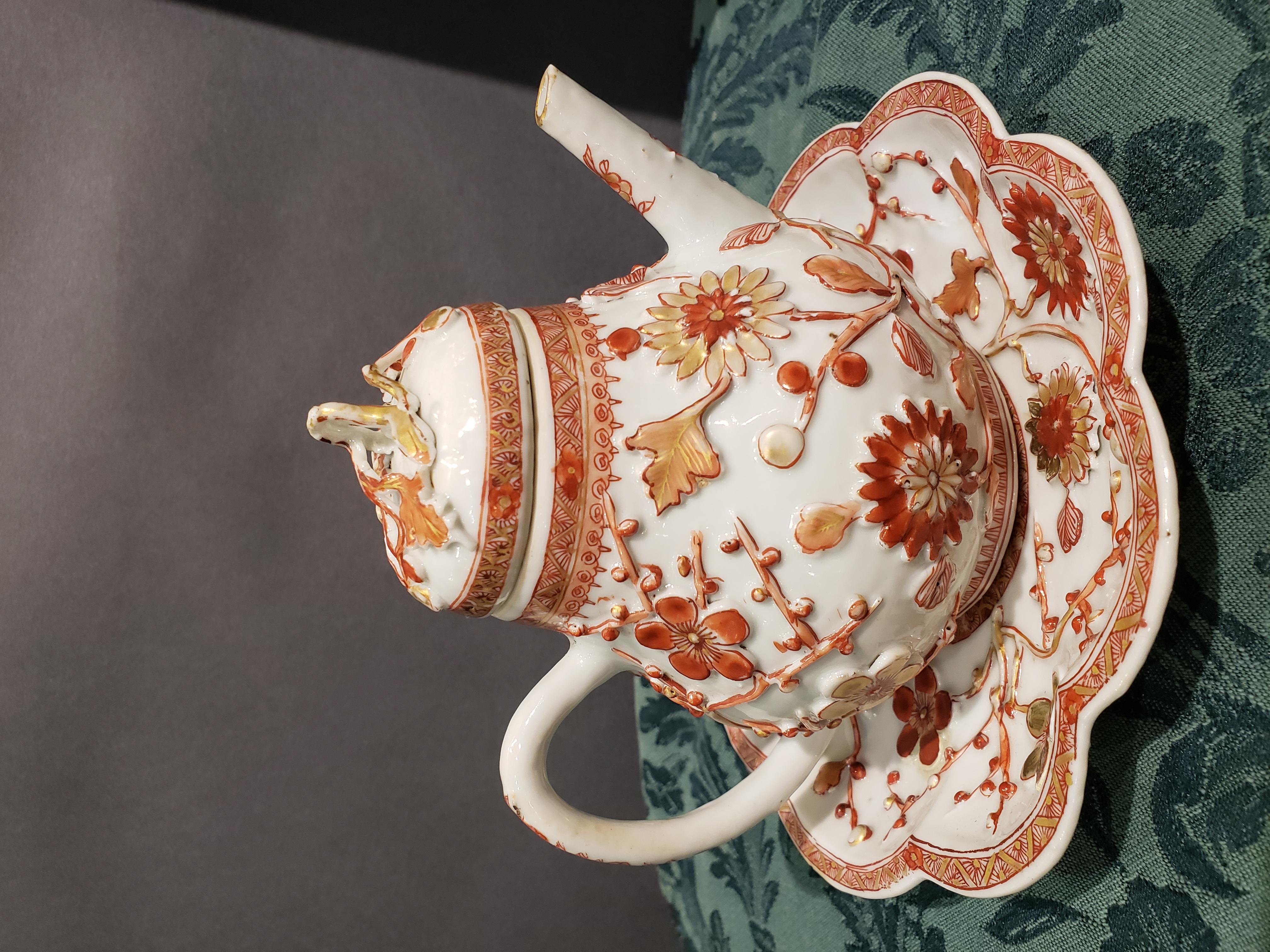 chinese porcelain teapot