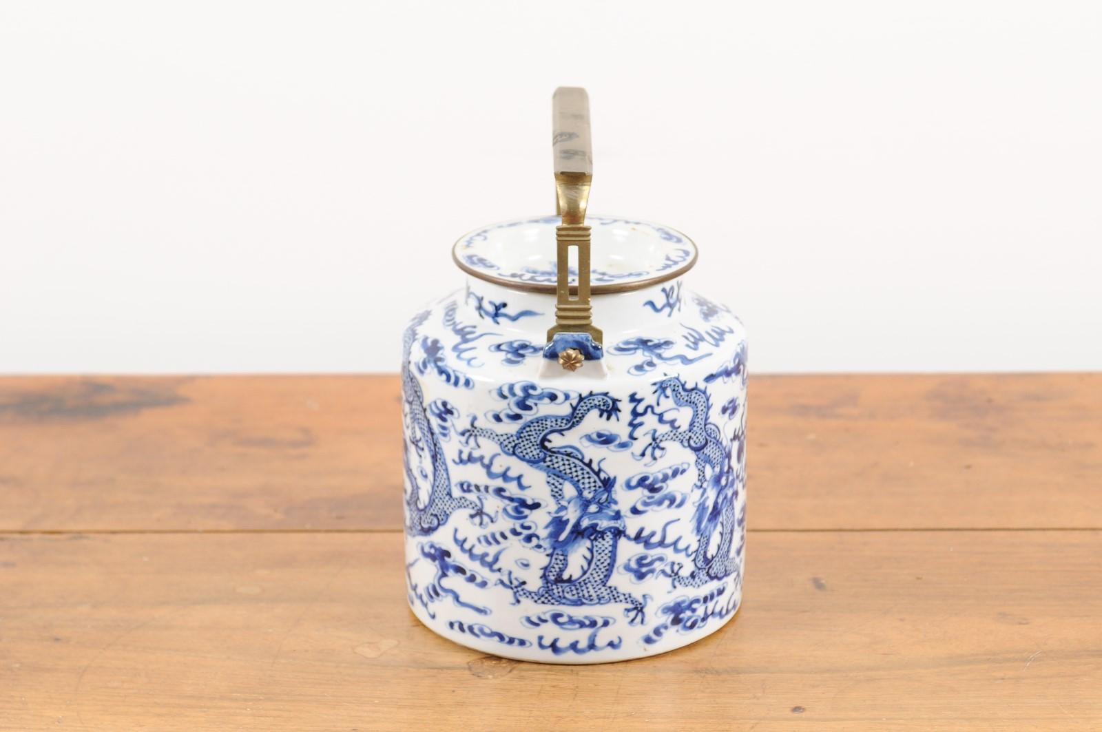 Chinese Export Early 20th Century Blue and White Porcelain Teapot with Dragons 4