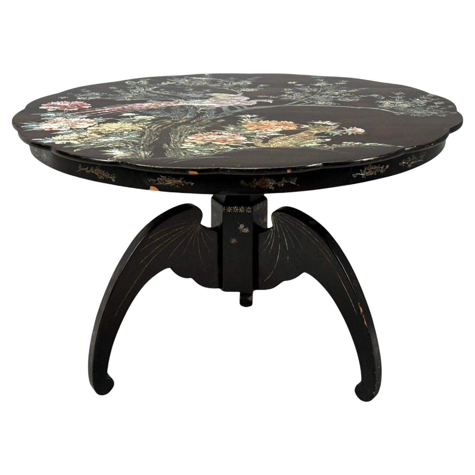 Exportation chinoise, Wood Wood ébonisé, nacre, table de centre, Chine, 1900