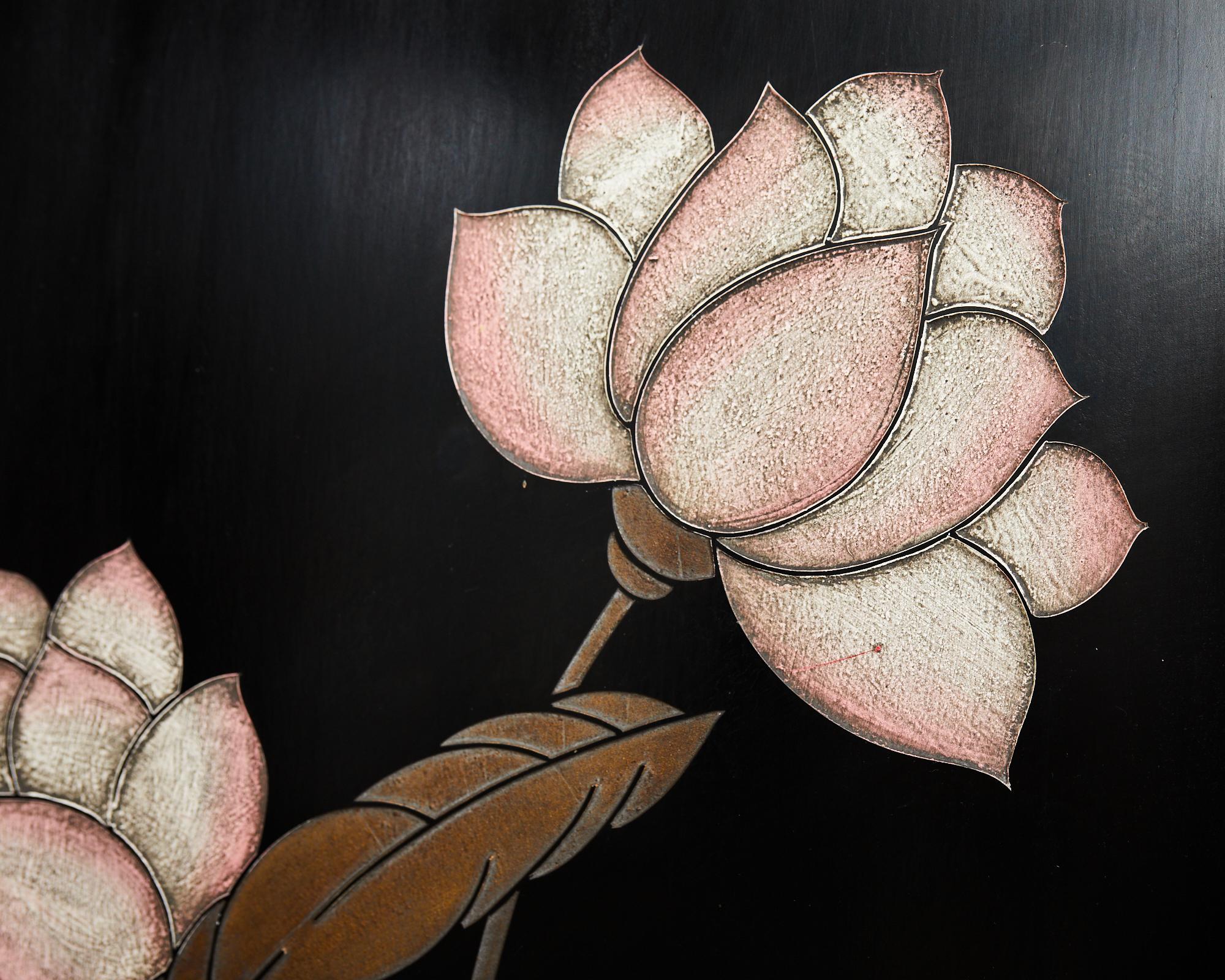 Écran Coromandel à huit panneaux, fleurs de lotus  en vente 4