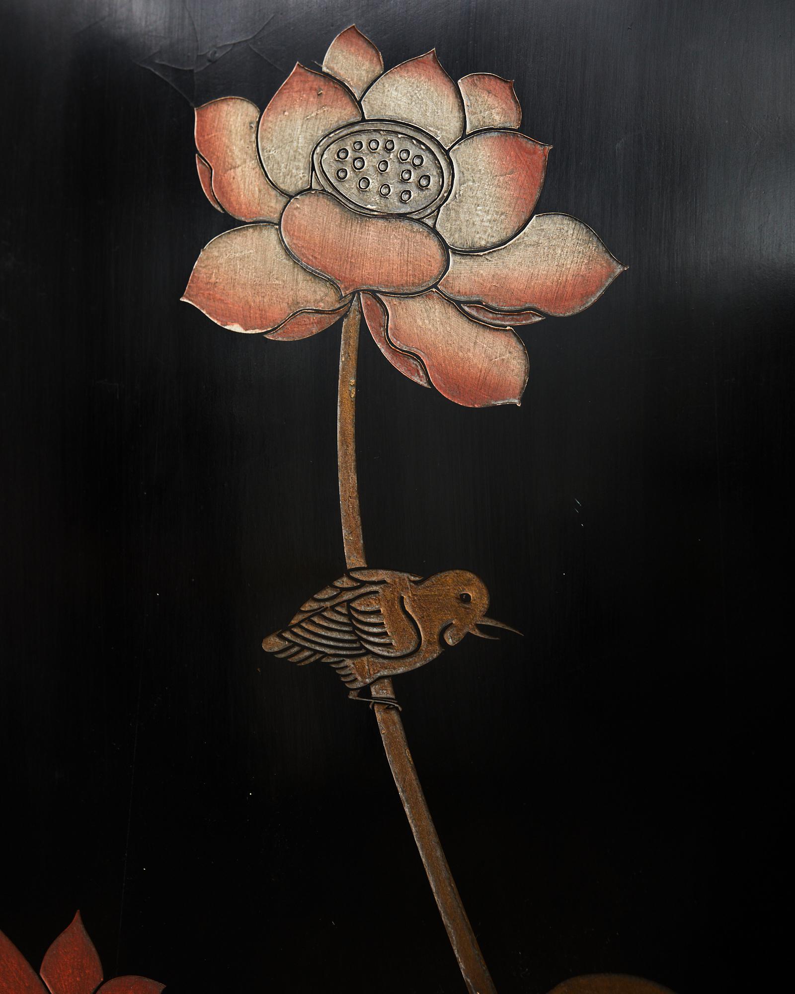 Écran Coromandel à huit panneaux, fleurs de lotus  en vente 9