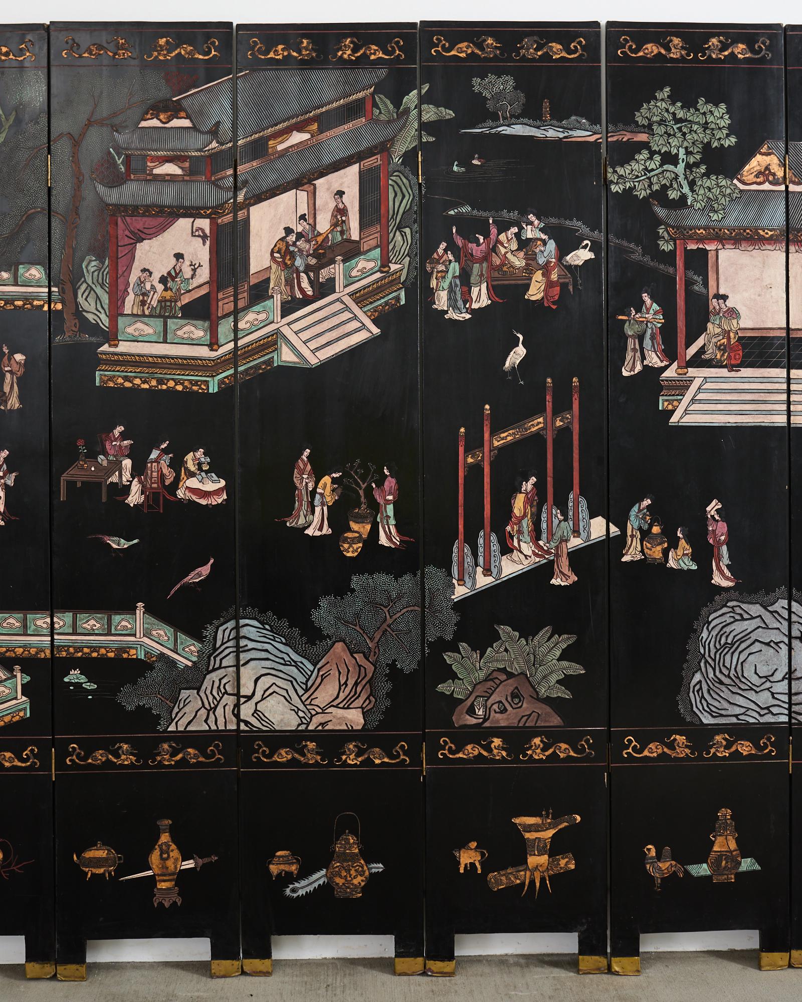 Esportazione cinese di otto pannelli Coromandel Screen Pagoda Courtyard In condizioni buone in vendita a Rio Vista, CA