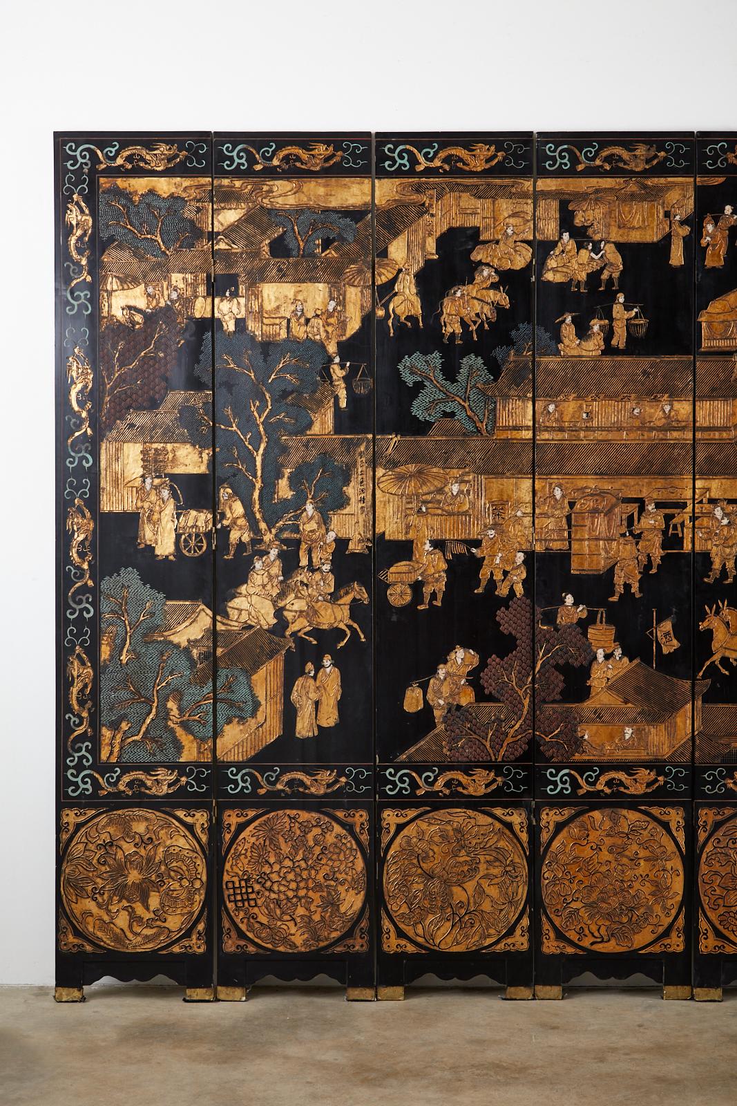 20th Century Chinese Export Eight-Panel Gilt Lacquered Coromandel Screen