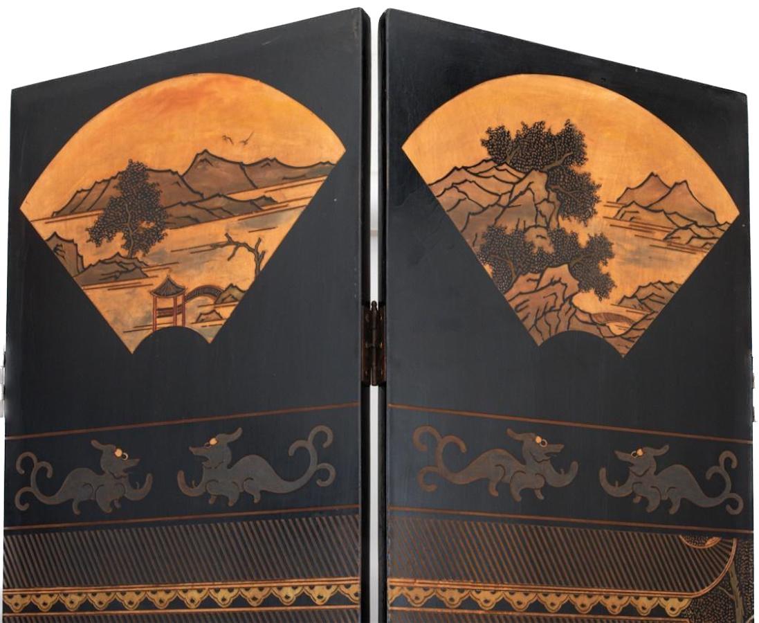 Gilt Chinese Export Eight-Panel Lacquered Coromandel Screen For Sale
