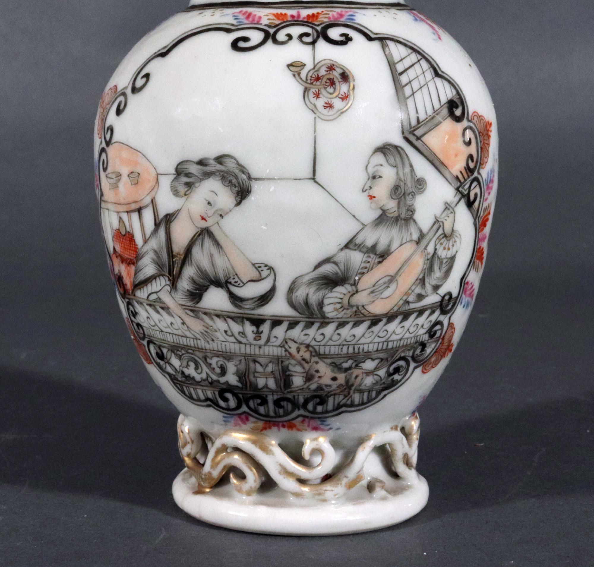 Chinese Export En Grisaille Teapoy with European Figures For Sale 1