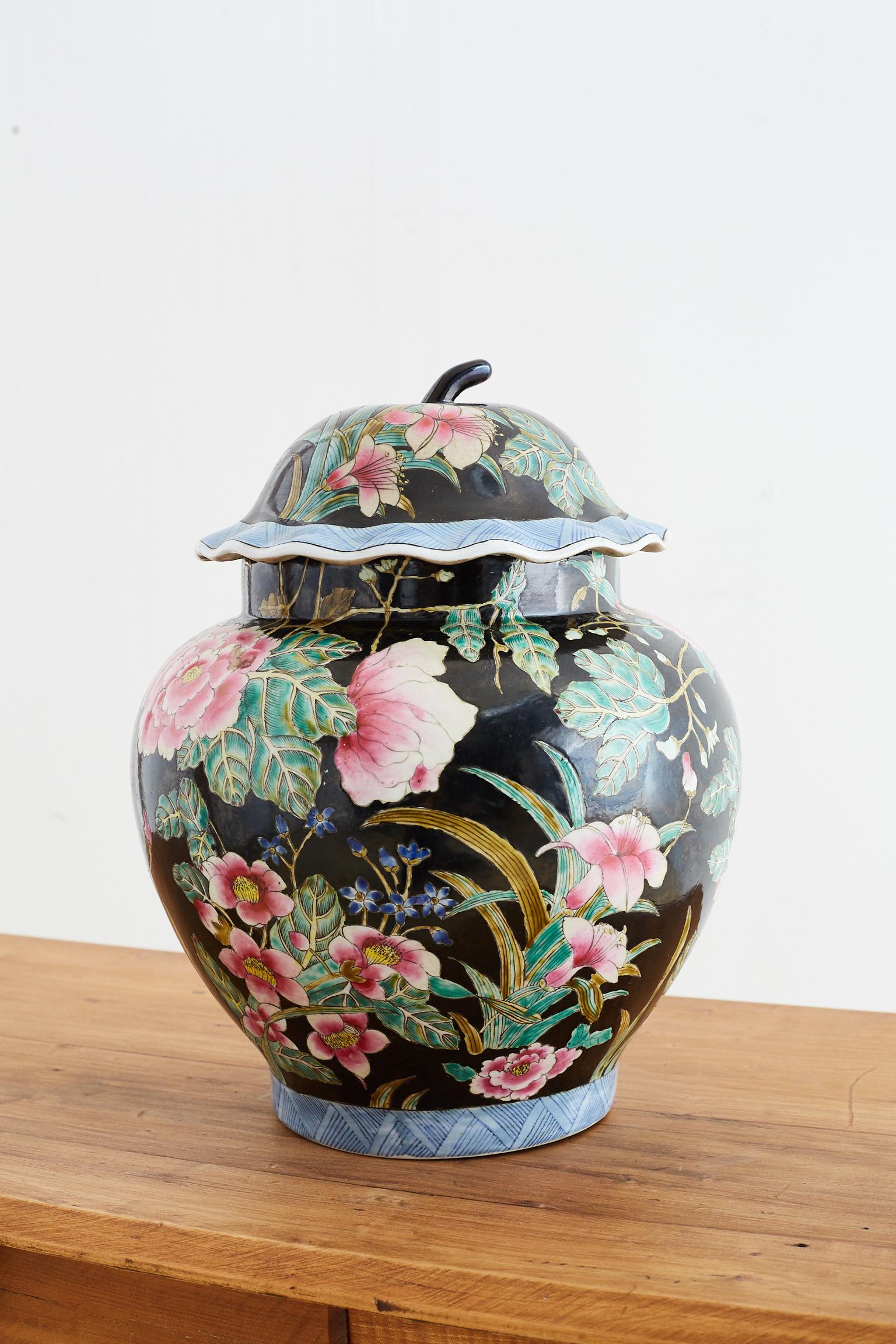 Chinese Export Famille Noir Porcelain Ginger Jar 7