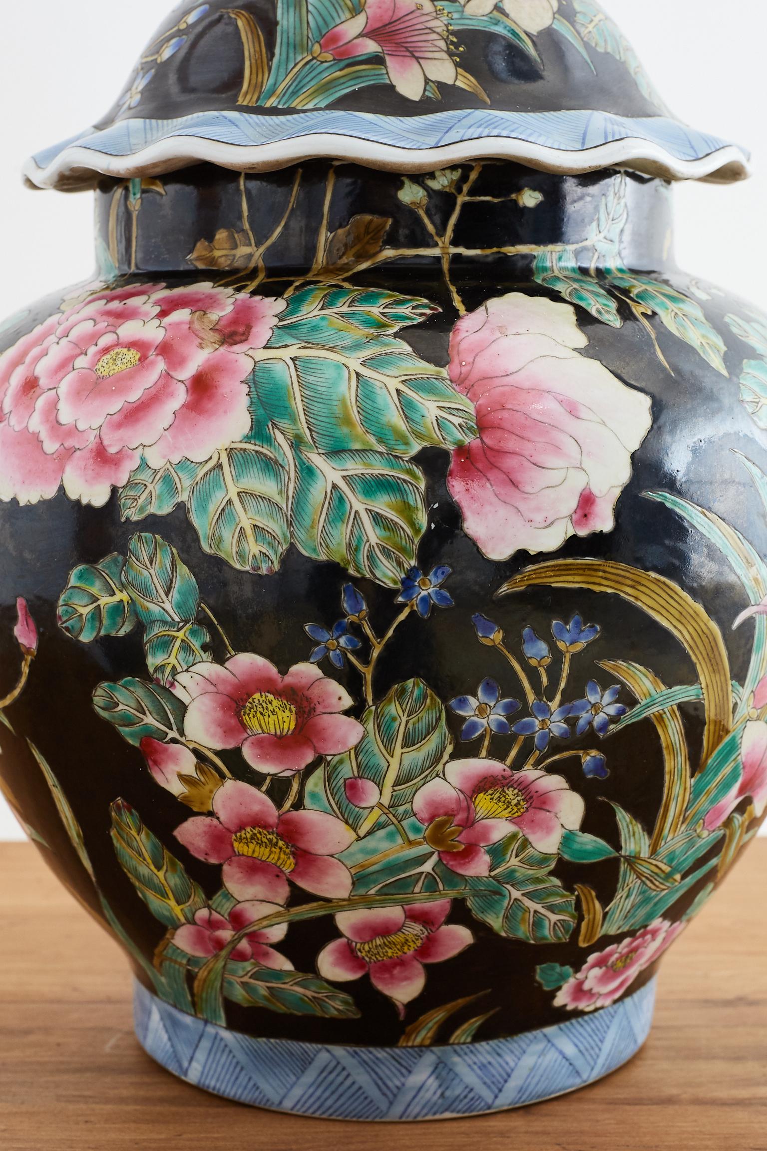 Chinese Export Famille Noir Porcelain Ginger Jar 1