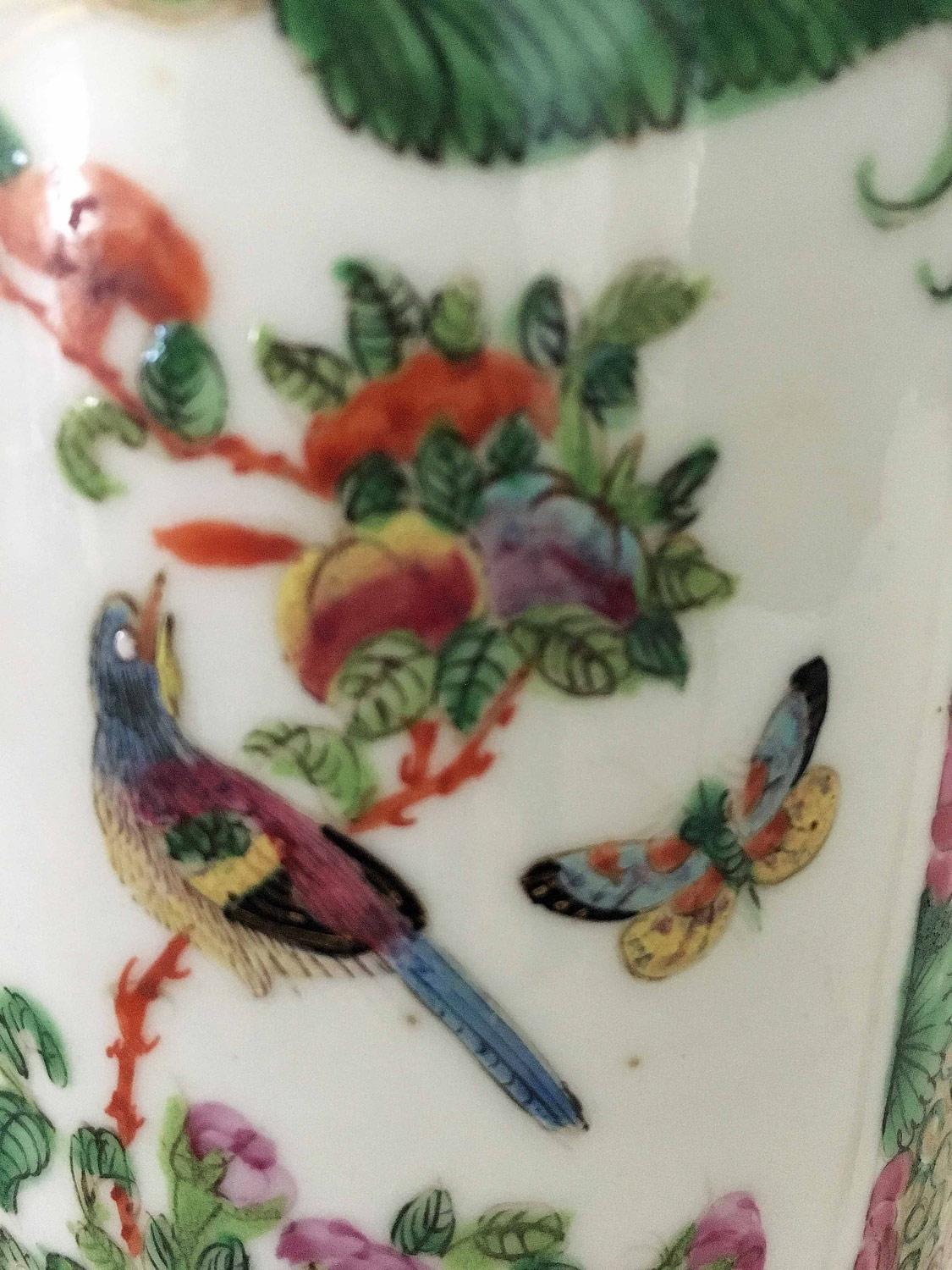 Chinese Export Famille Rose Mug, circa 1850 For Sale 4