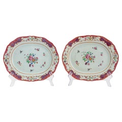 Pareja de fuentes ovaladas de exportación china Famille Rose