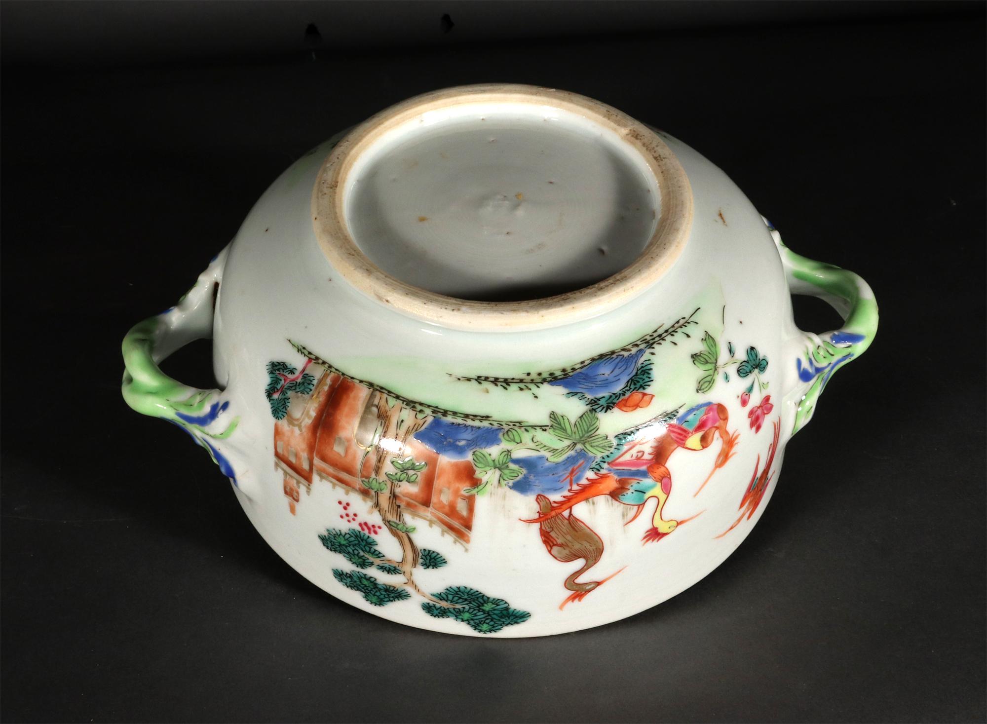 Chinese Export Famille Rose Porcelain Meissen-style Tureen and Cover For Sale 3