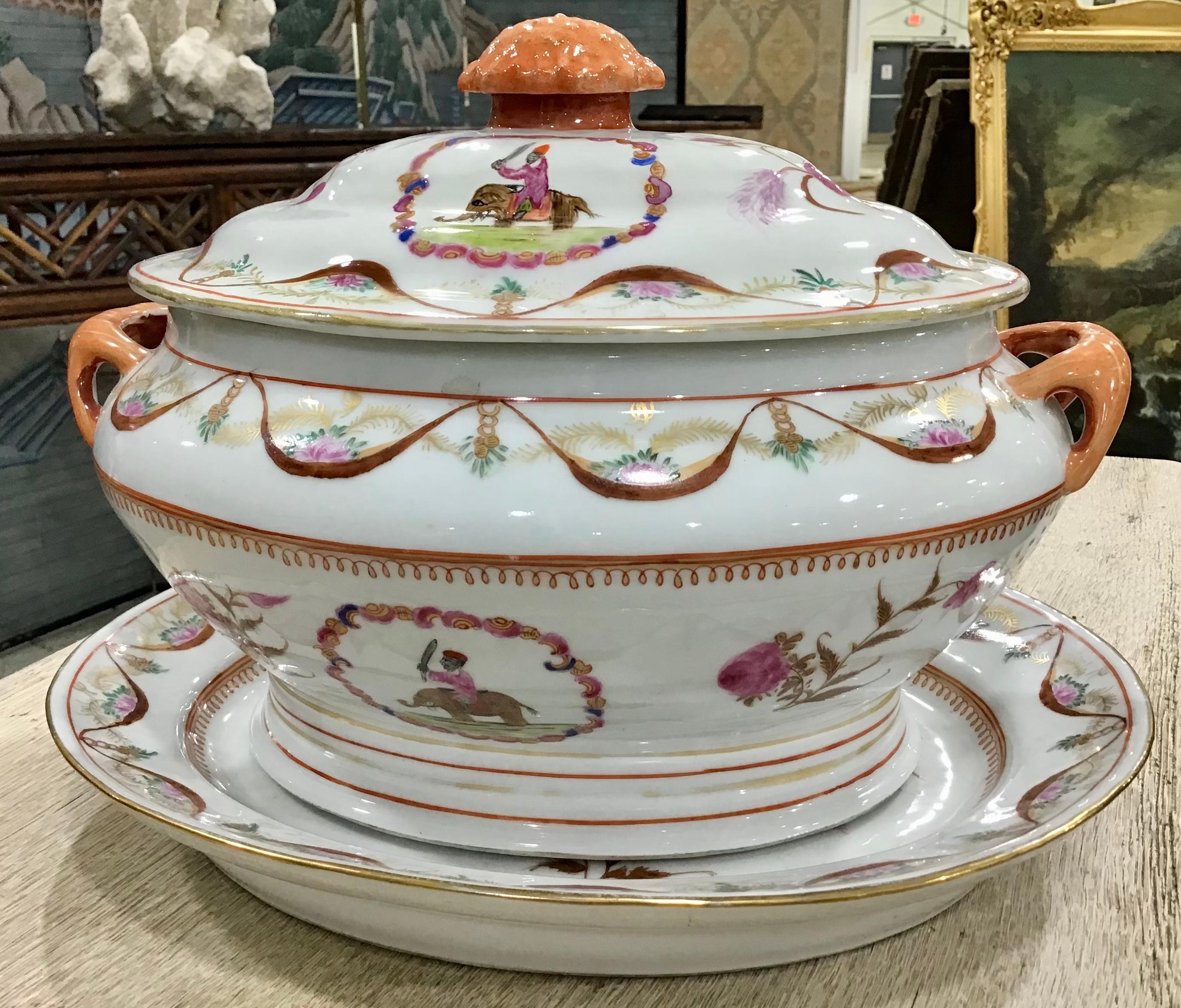 Chinese Export Famille Rose Porcelain Soup Tureen 5