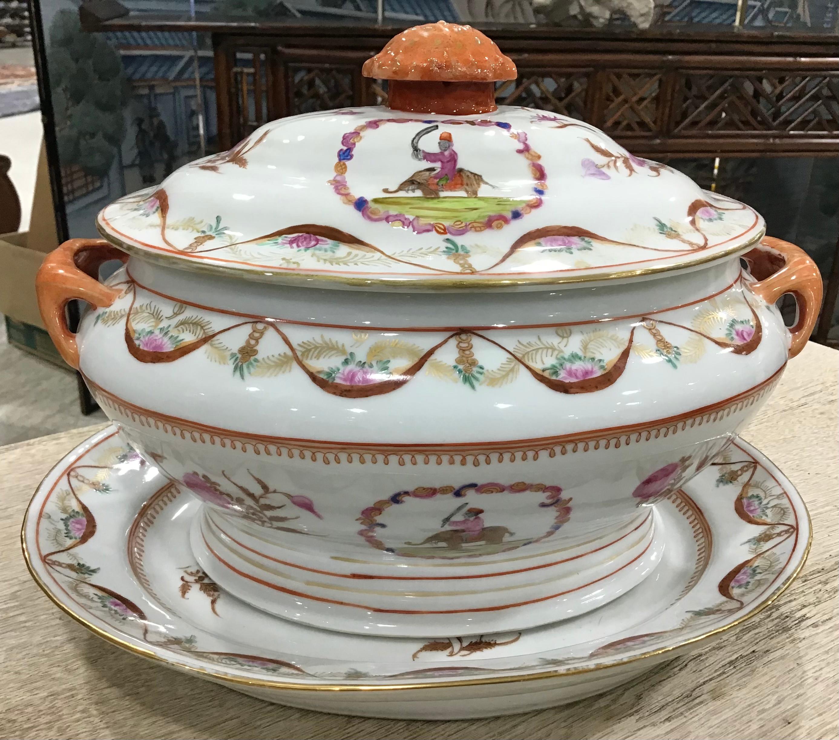 Chinese Export Famille Rose Porcelain Soup Tureen 4