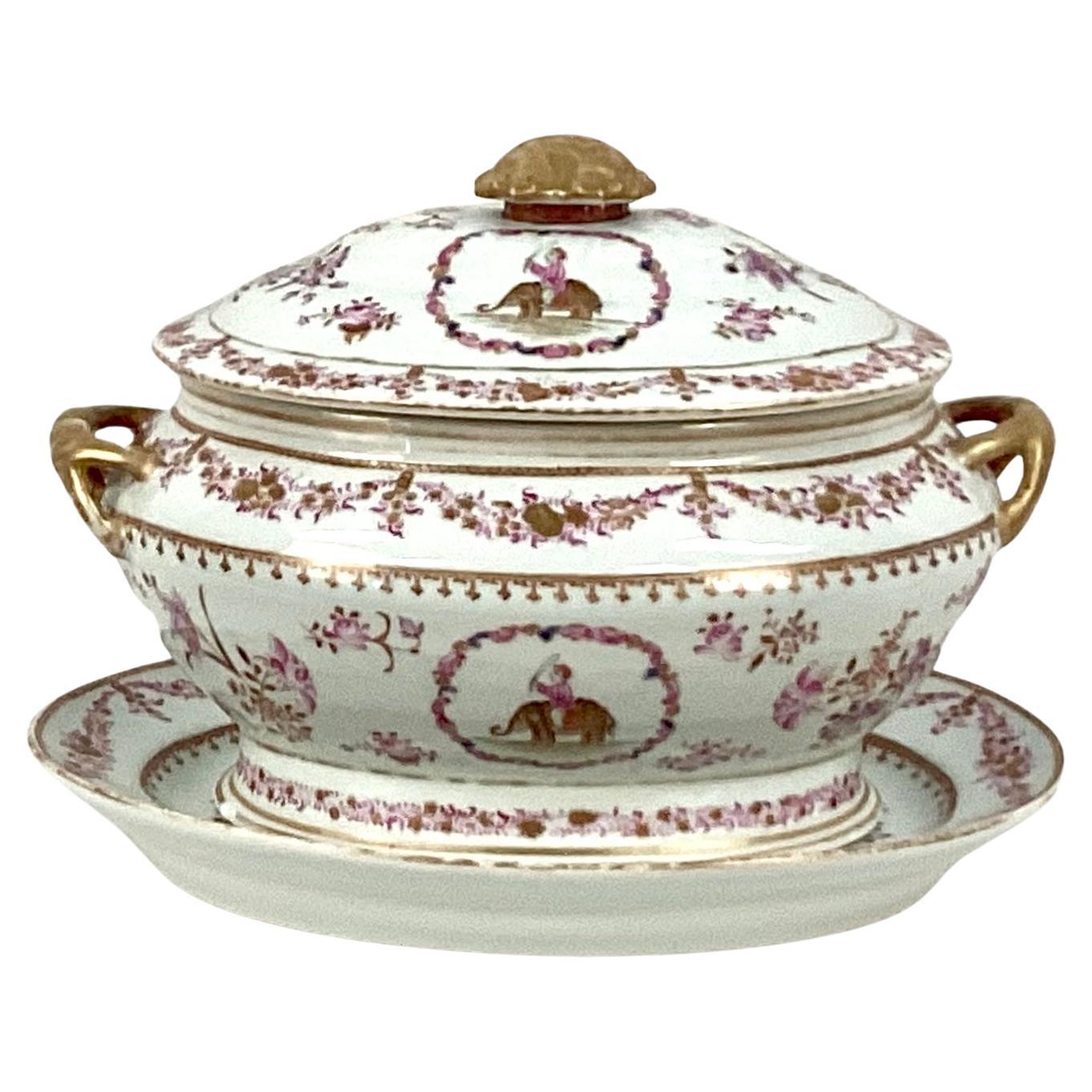 Chinese Export Famille Rose Porcelain Soup Tureen For Sale