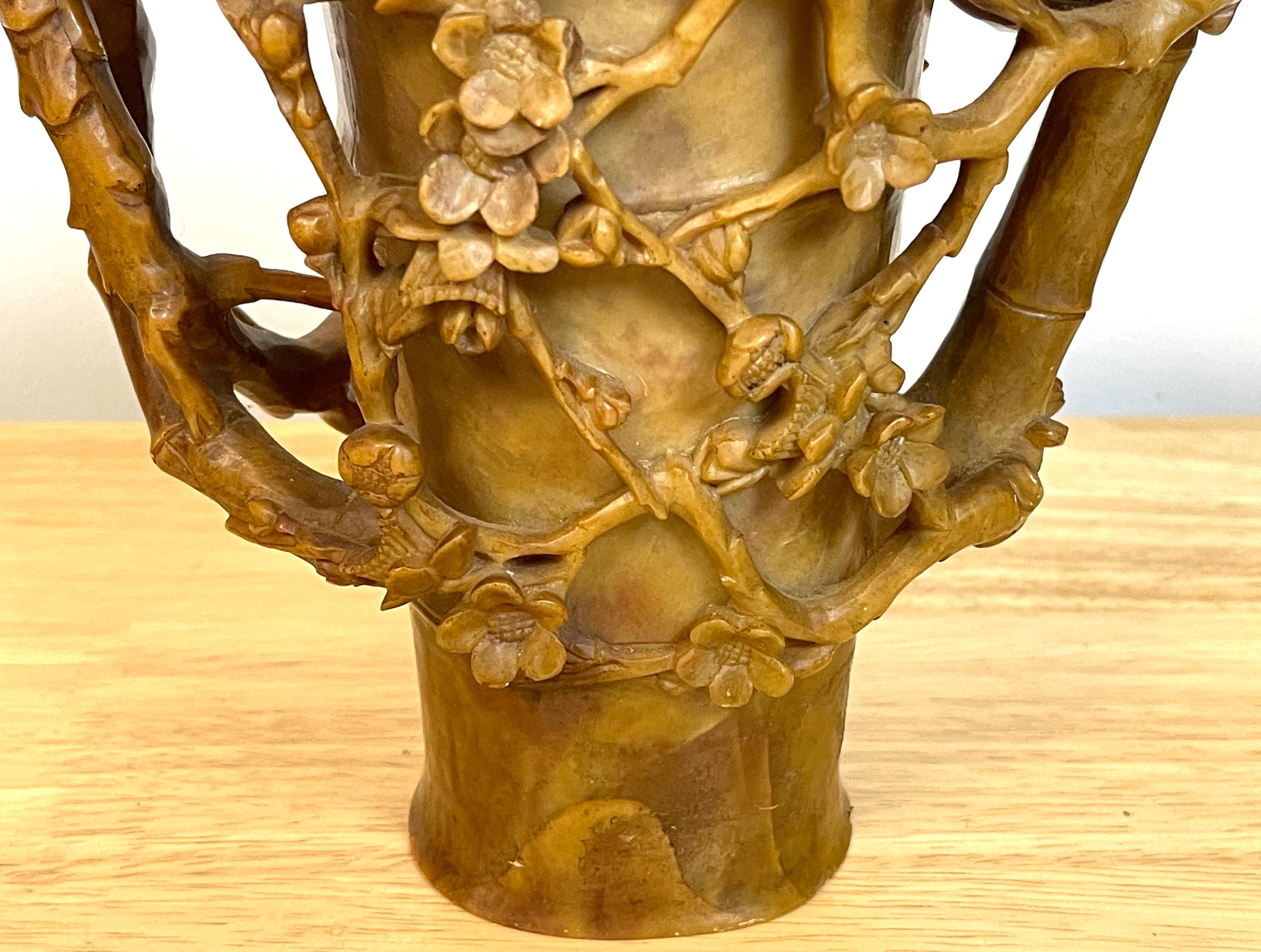 Scholars/pot à thé en grès finement sculpté d'exportation chinoise en vente 4