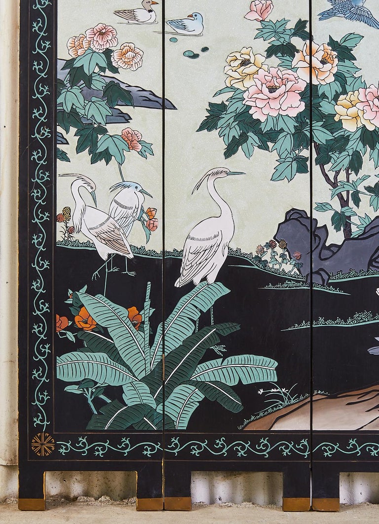 Chinese Export Flora and Fauna Lacquered Coromandel Screen For Sale 5
