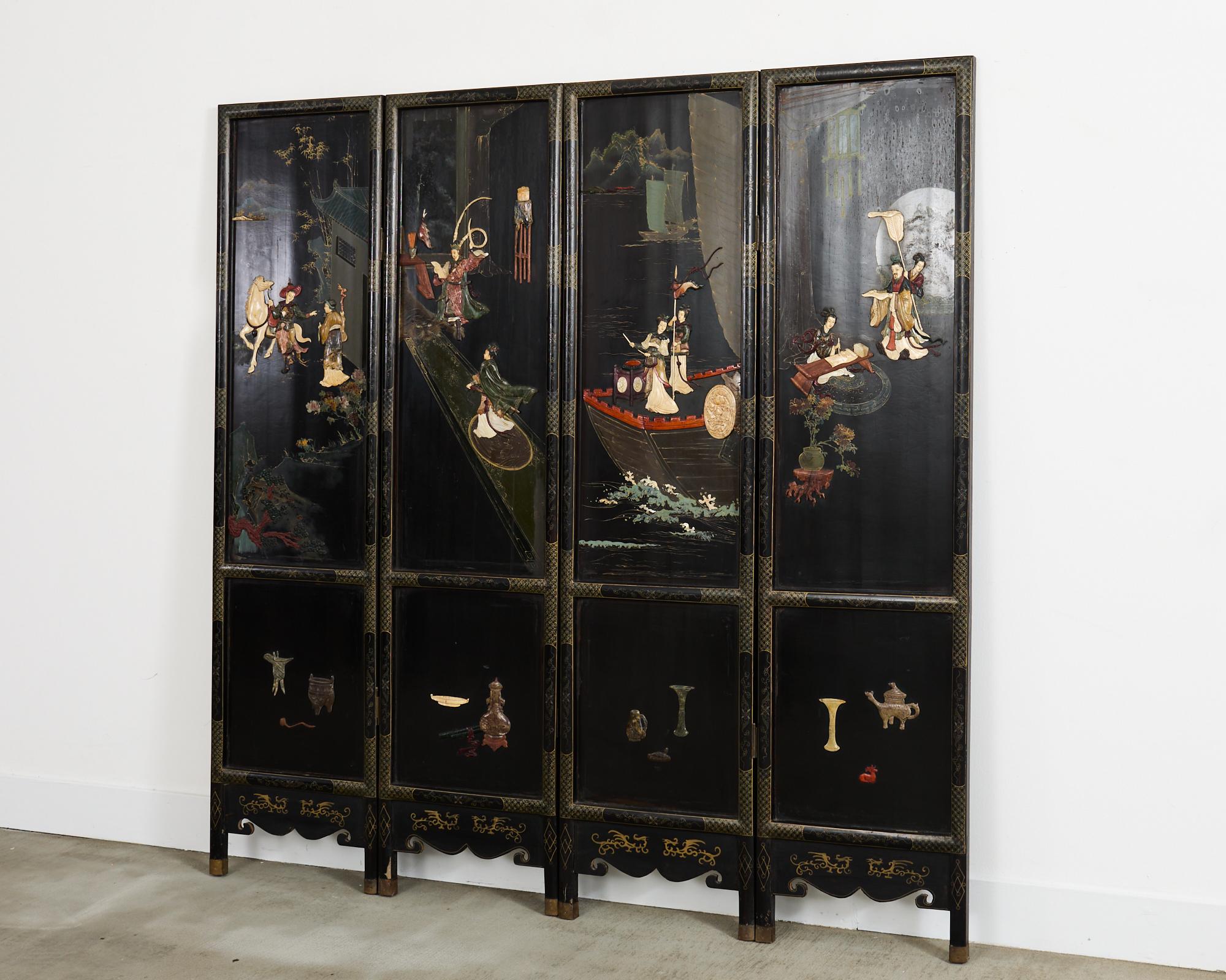 Chinese Export Vier Panel geschnitzt Speckstein Coromandel Bildschirm (Chinesischer Export) im Angebot