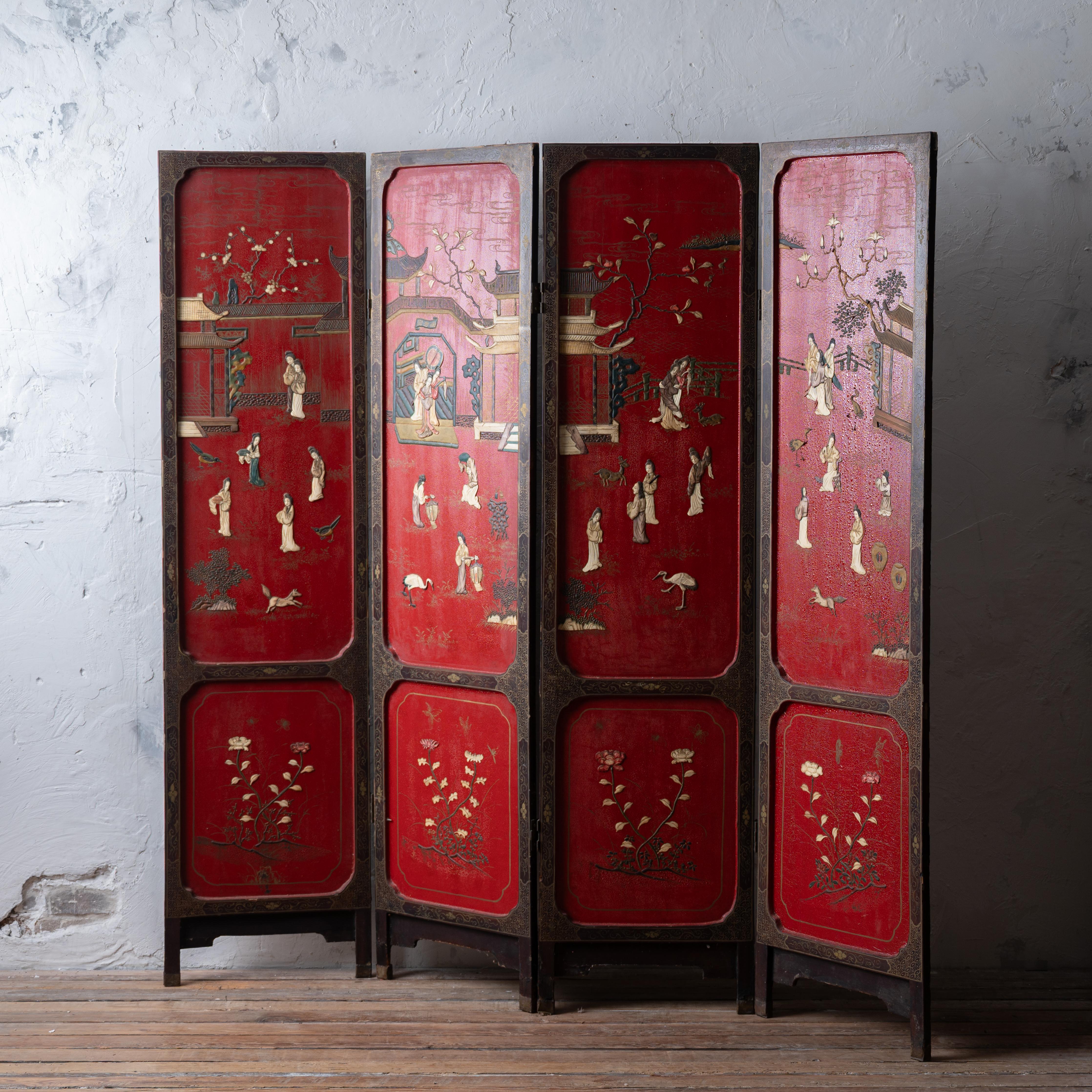 A Chinese export four-panel red lacquer screen, circa 1900.



65 inches wide (as pictured) 71 ½ inches tall by 1 inch deep



