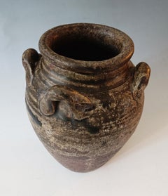 Chinese Export Green-Glazed Stoneware Storage Jar – Ming Dynasty, c. 16th–17th C