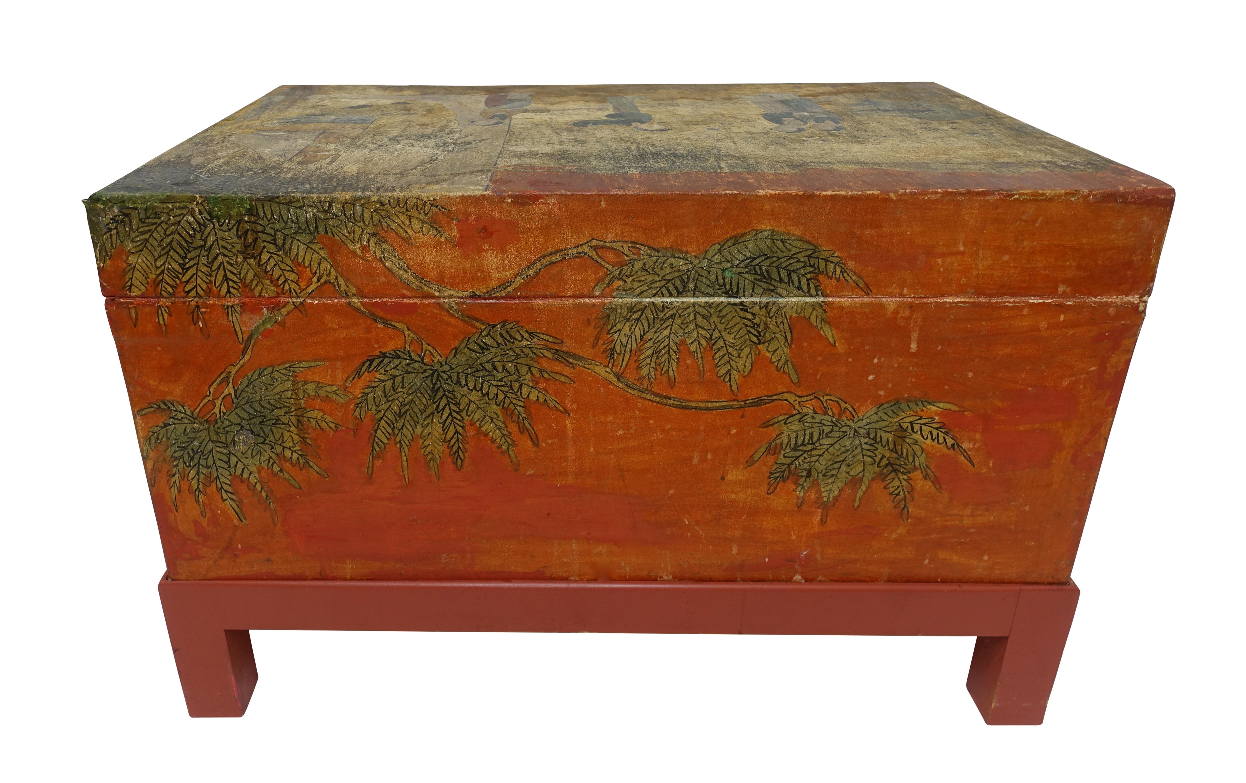 Chinese Export Hand-Painted Leather Trunk on Stand, Early 20th Century 7