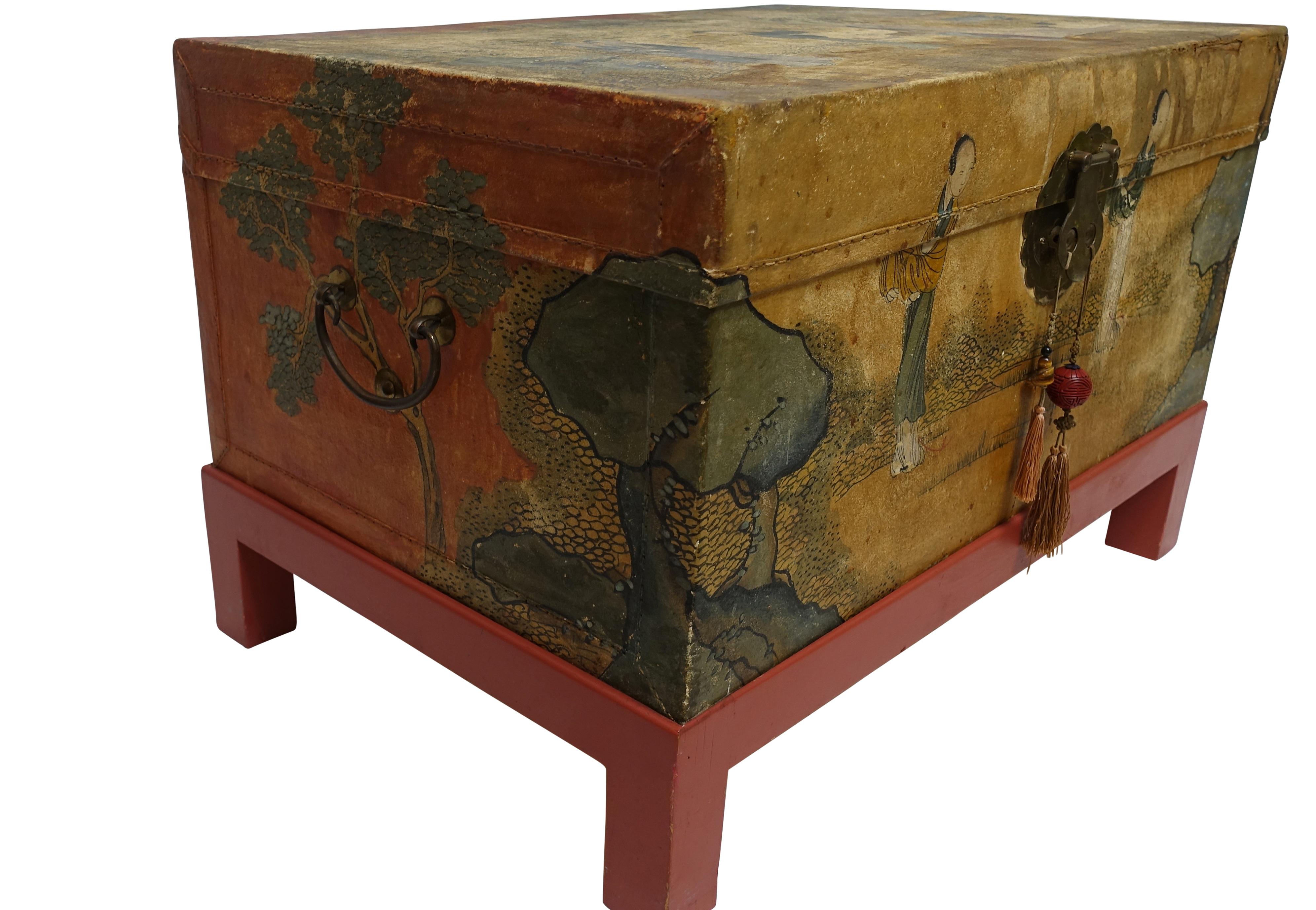 Chinese Export Hand-Painted Leather Trunk on Stand, Early 20th Century 1