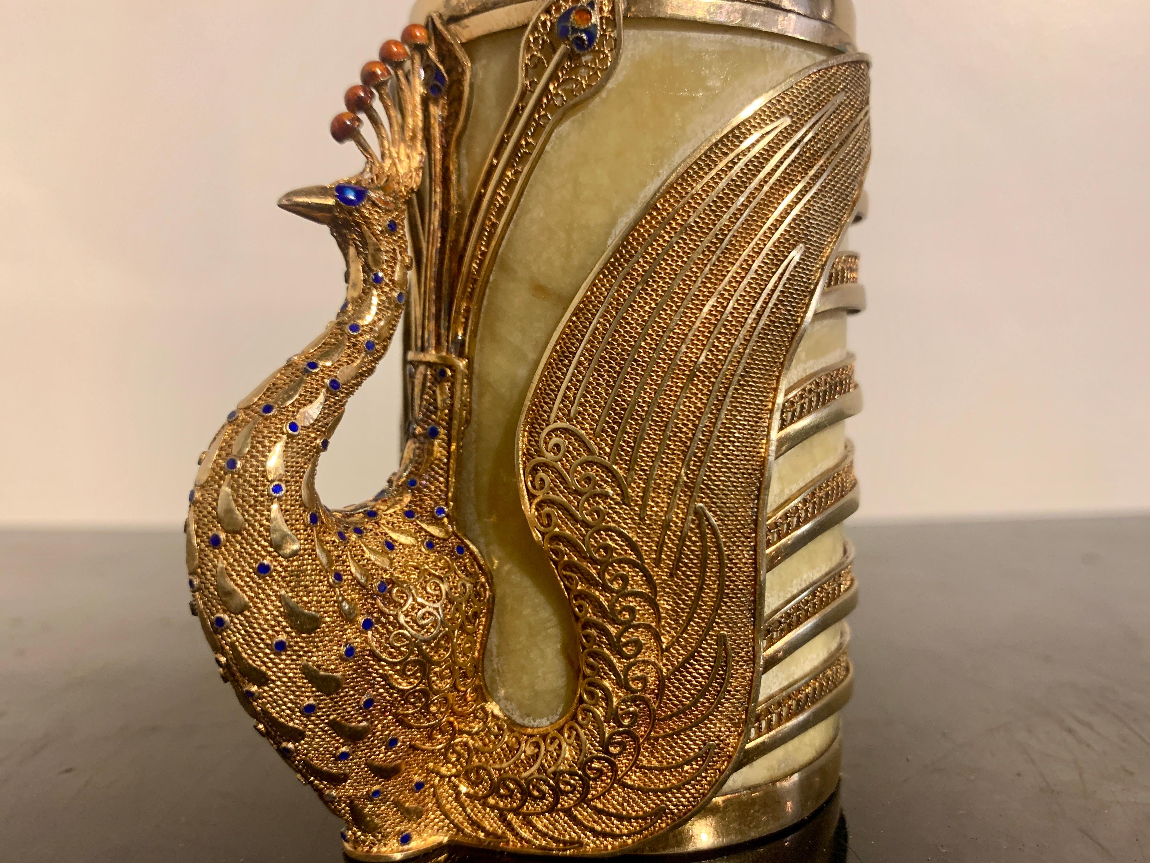 Chinese Export Hardstone and Gilt Silver Filigree Peacock Box, 1920's, China For Sale 6